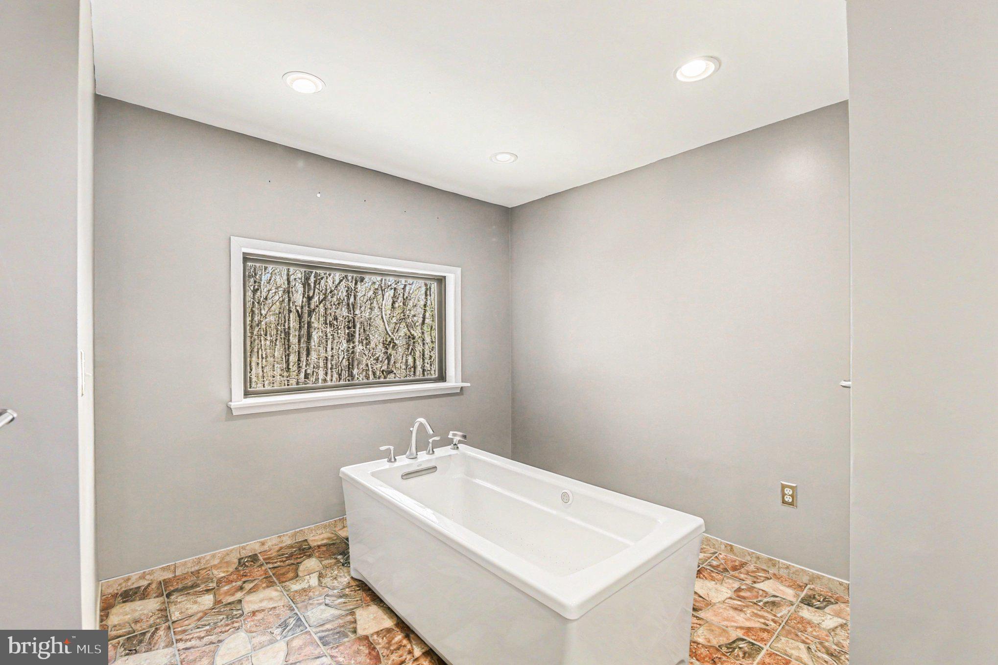 GREENLANDS HUNT VALLEY - Residential