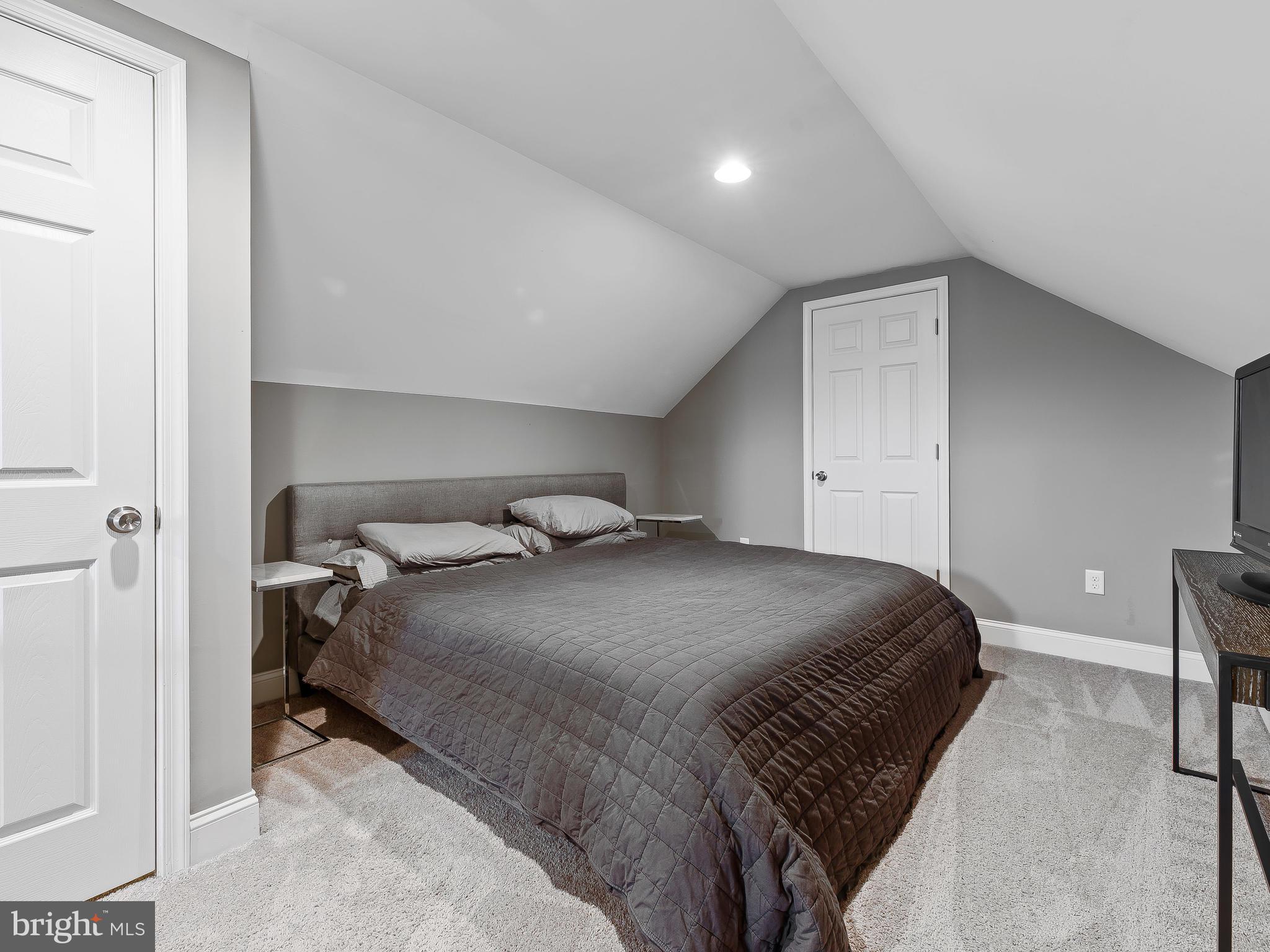 HAMILTON HEIGHTS - Residential