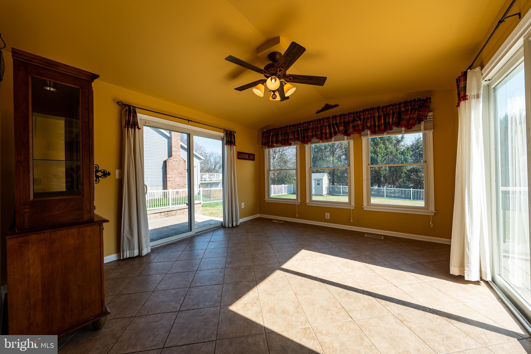 QUAIL MEADOW - Residential