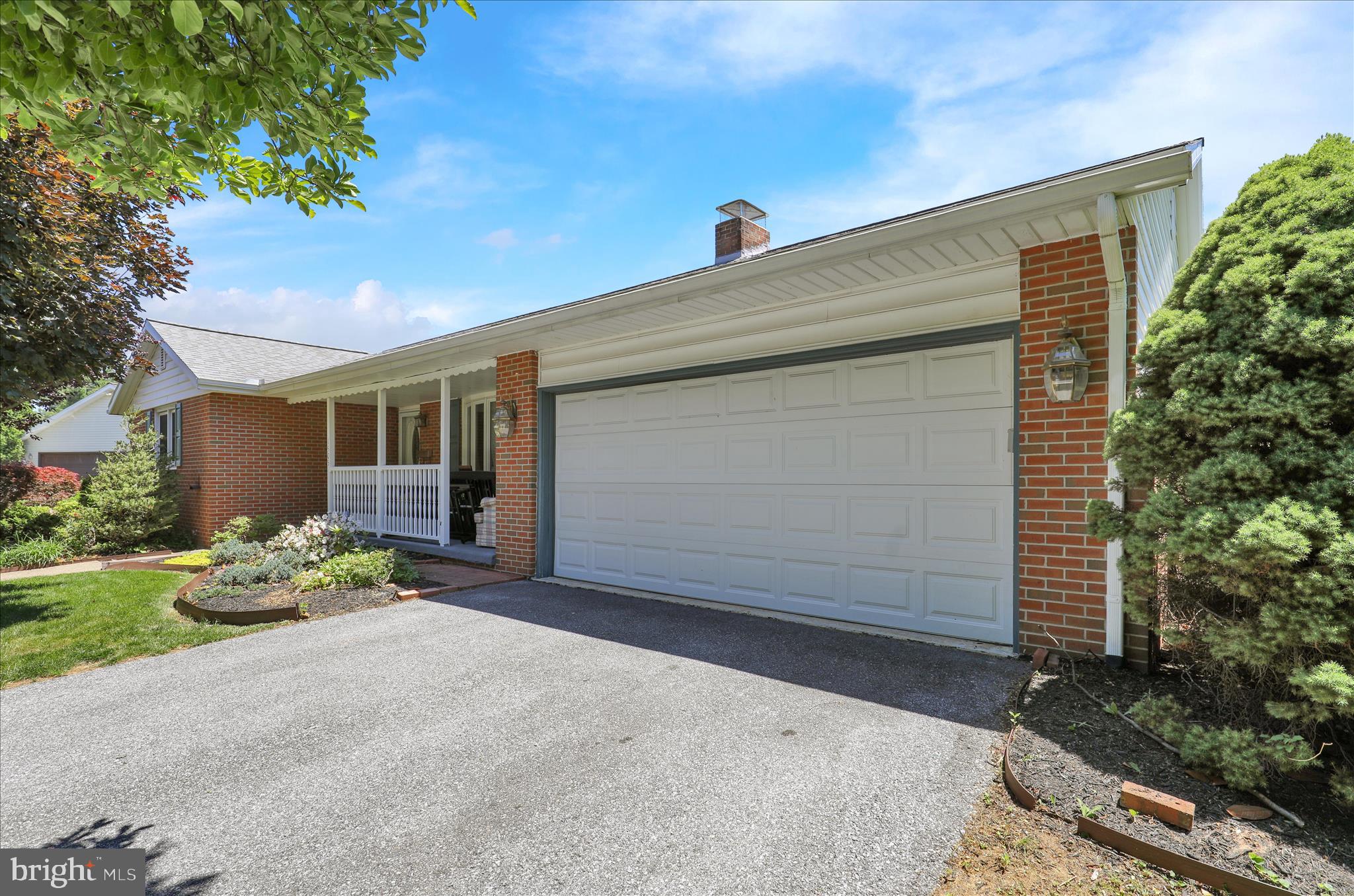1505 CROMWELL DRIVE