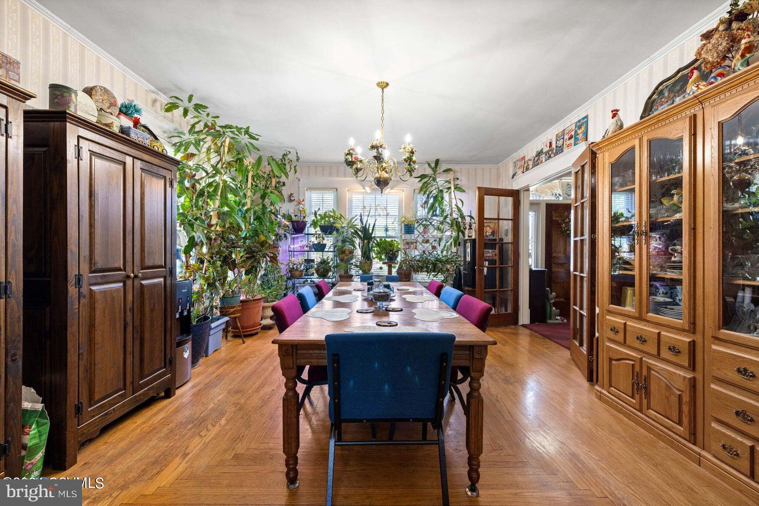 570 E MAIN STREET