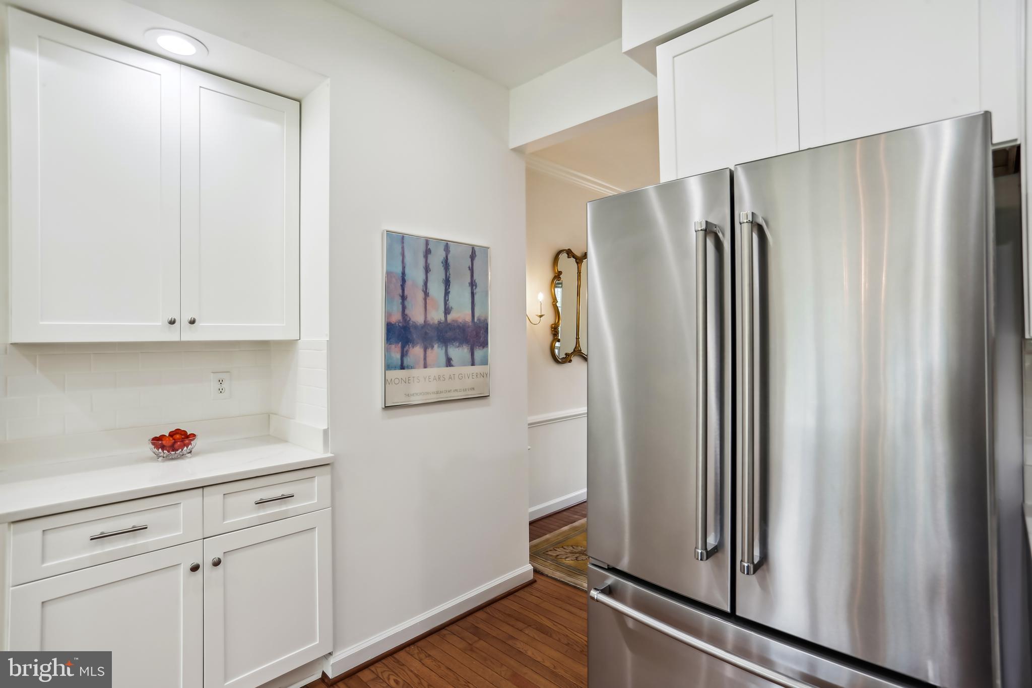 HICKORY GROVE - Residential