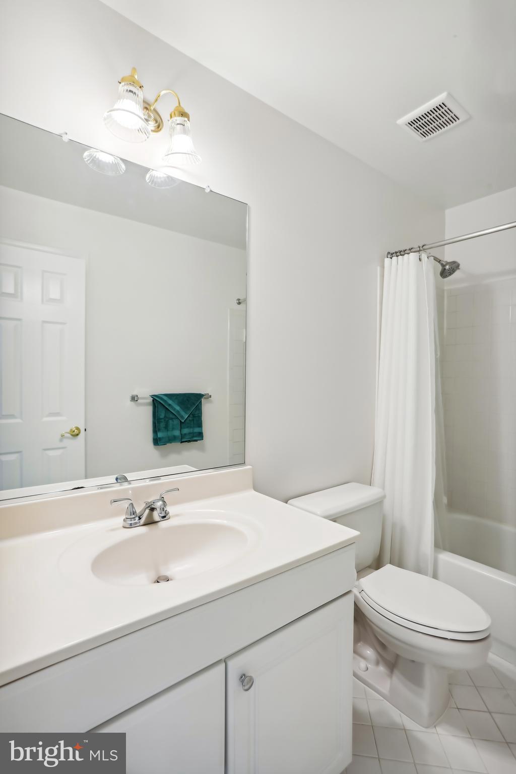 HICKORY GROVE - Residential