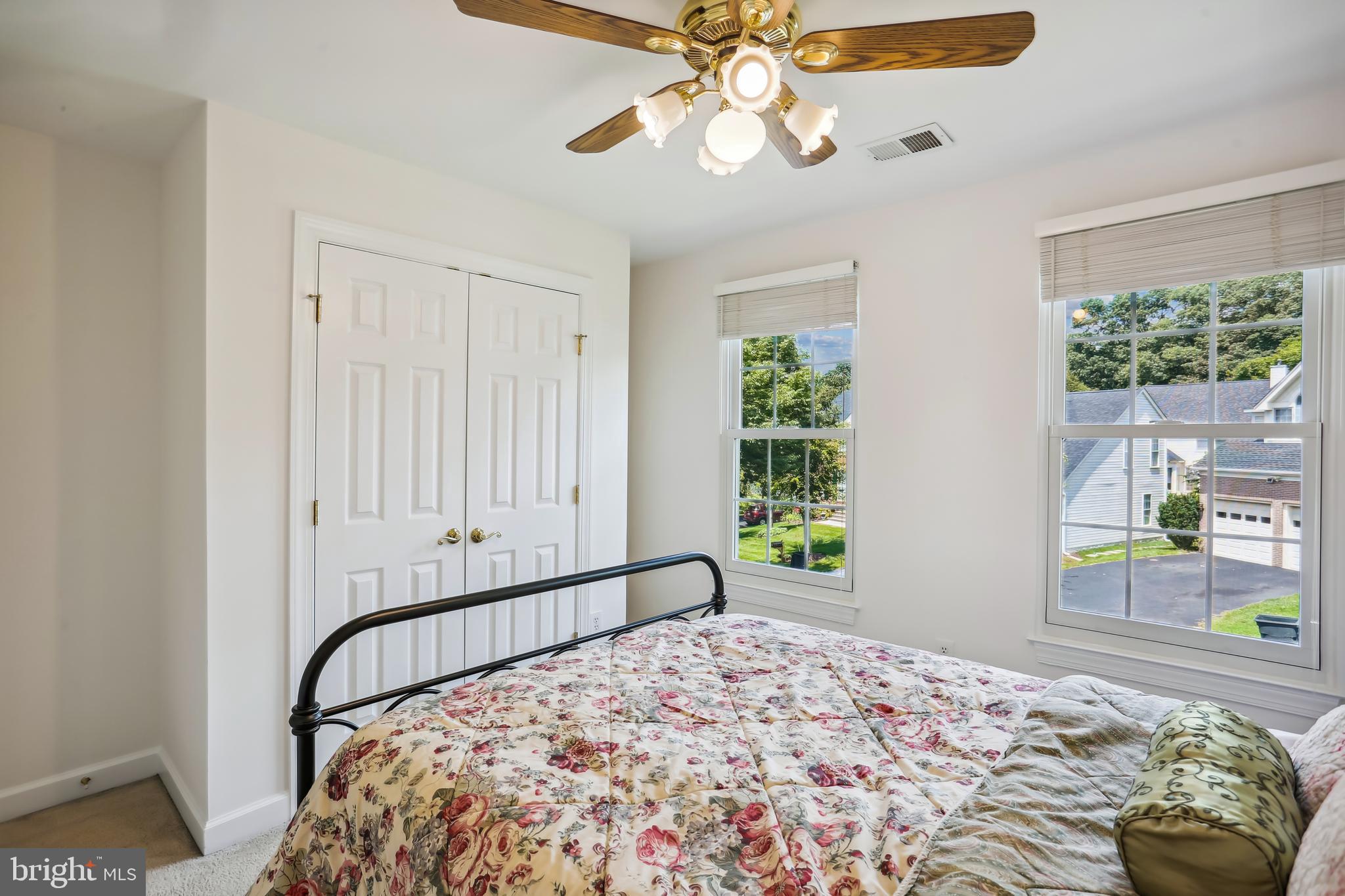 HICKORY GROVE - Residential