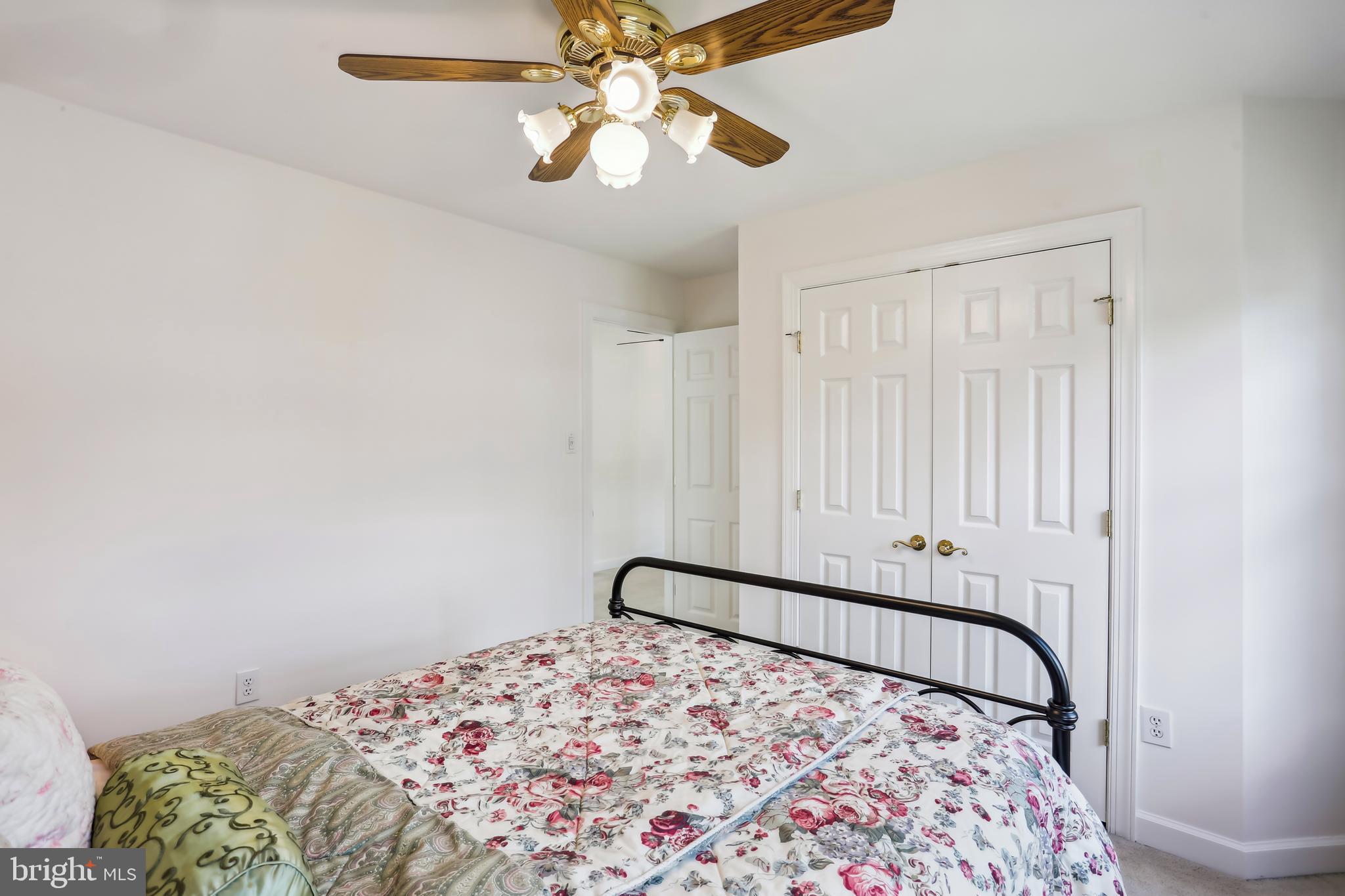 HICKORY GROVE - Residential