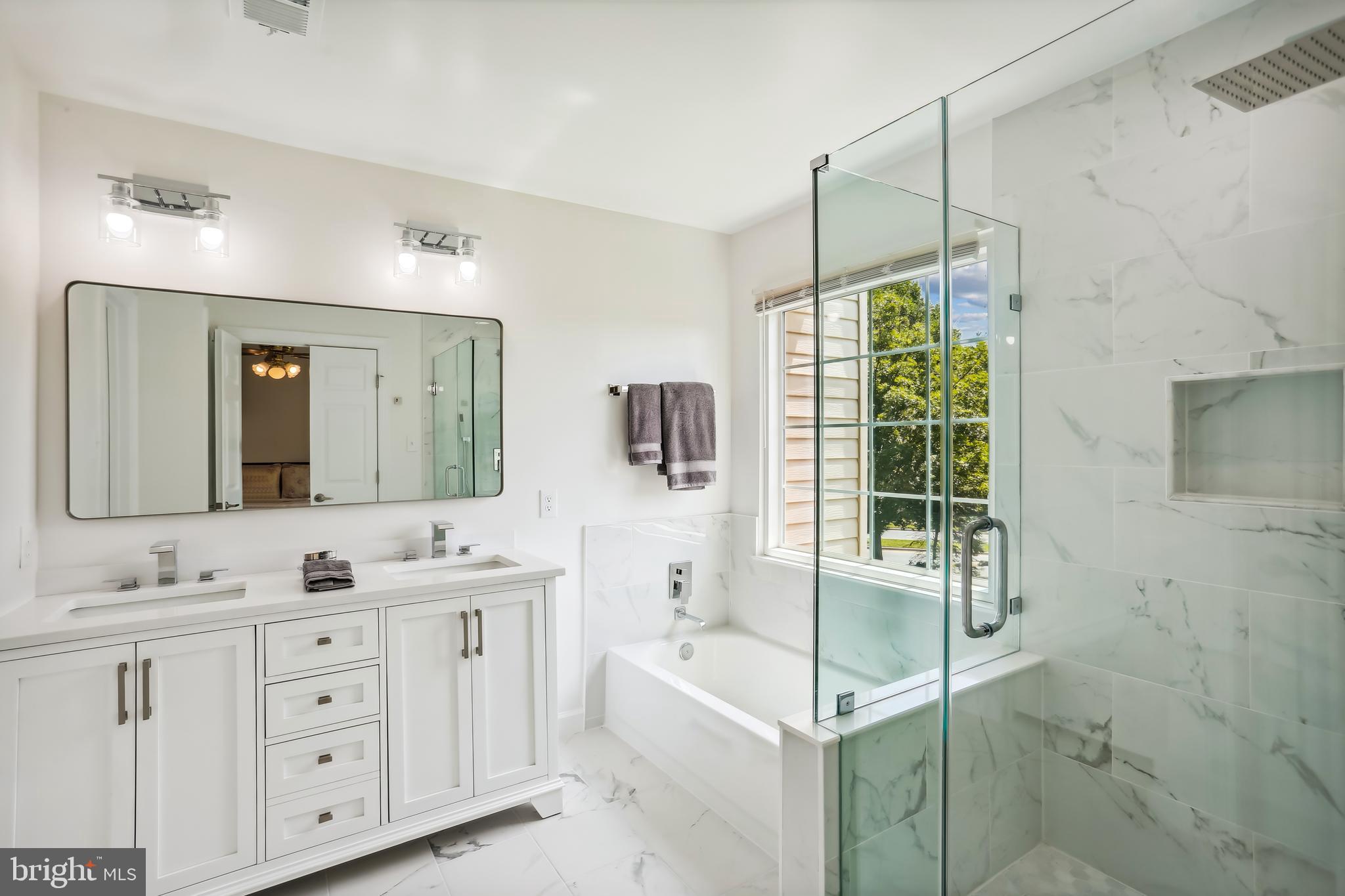 HICKORY GROVE - Residential