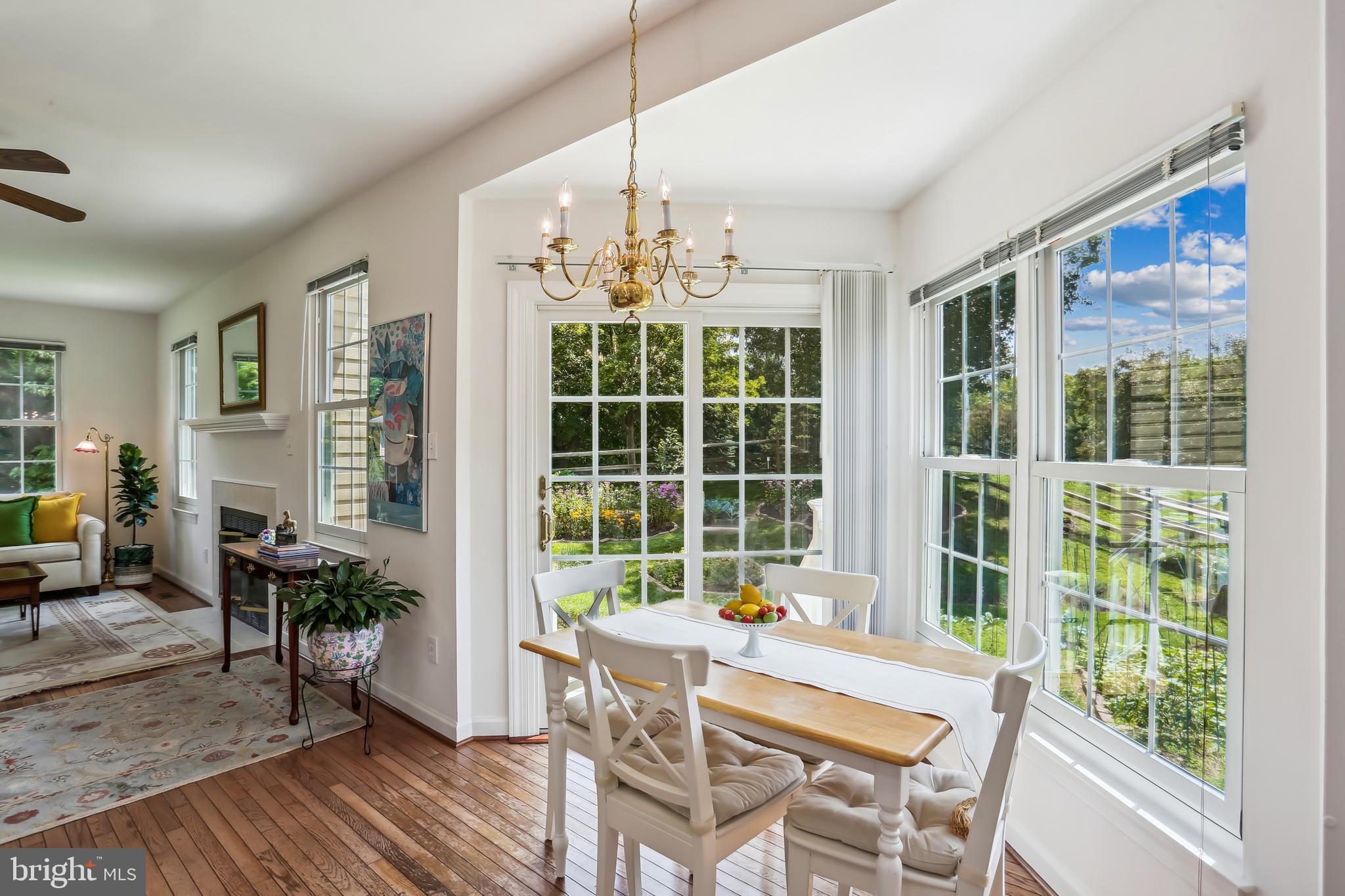 HICKORY GROVE - Residential