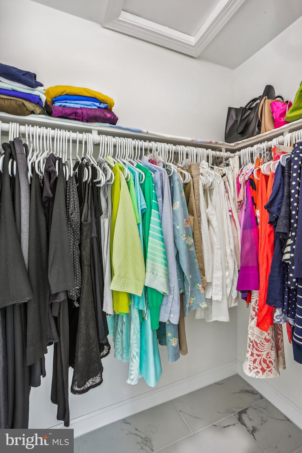 HICKORY GROVE - Residential