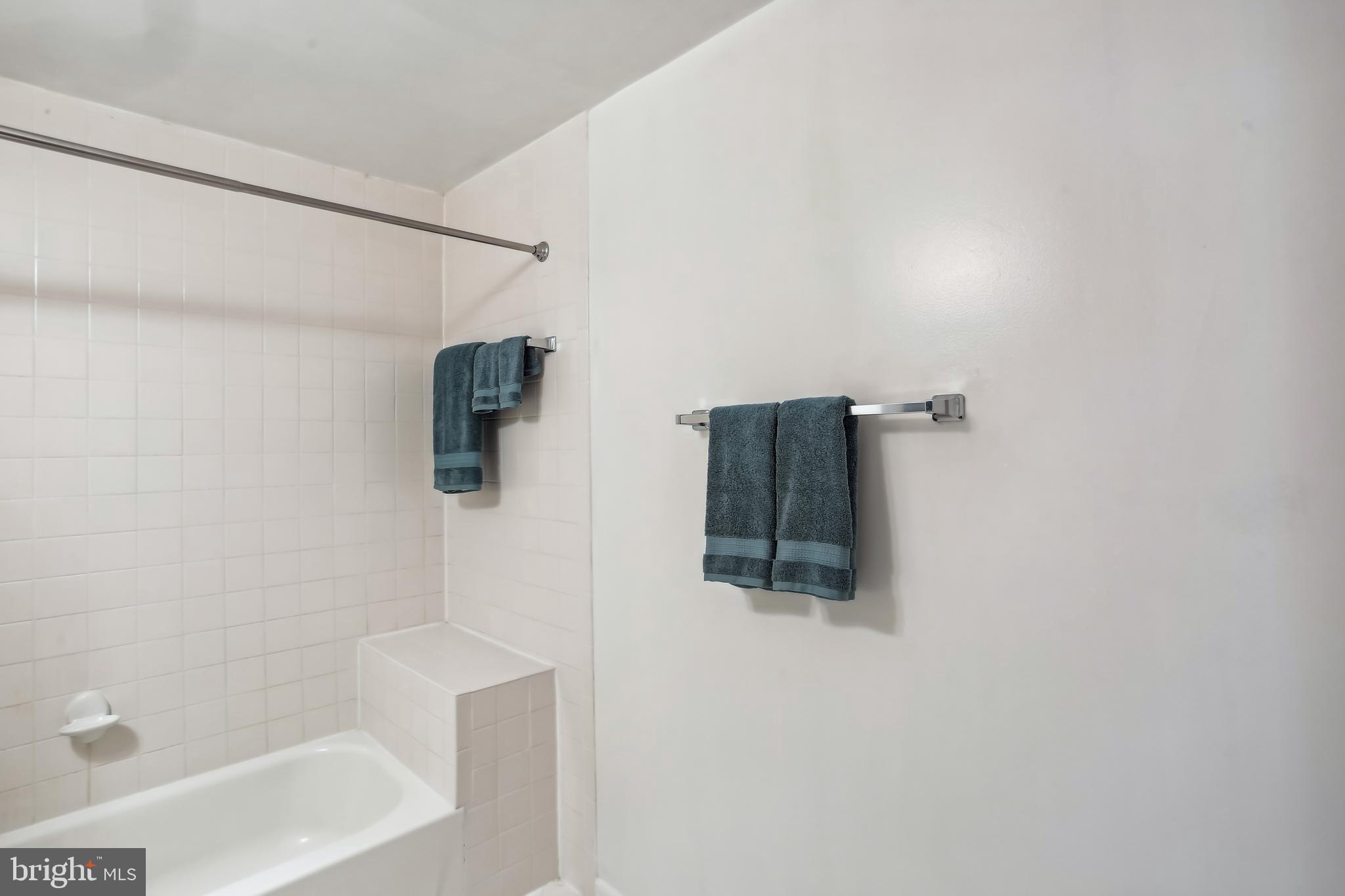 HICKORY GROVE - Residential