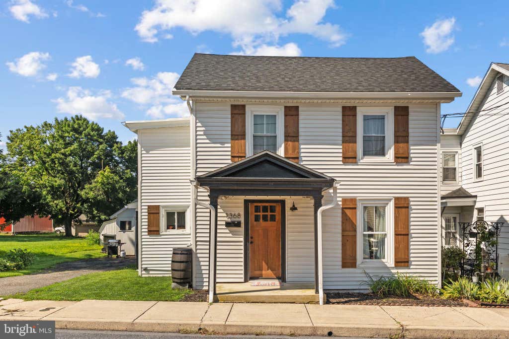 Photo of 1368 Apple Street, EPHRATA, PA 17522 (MLS # PALA2093524)