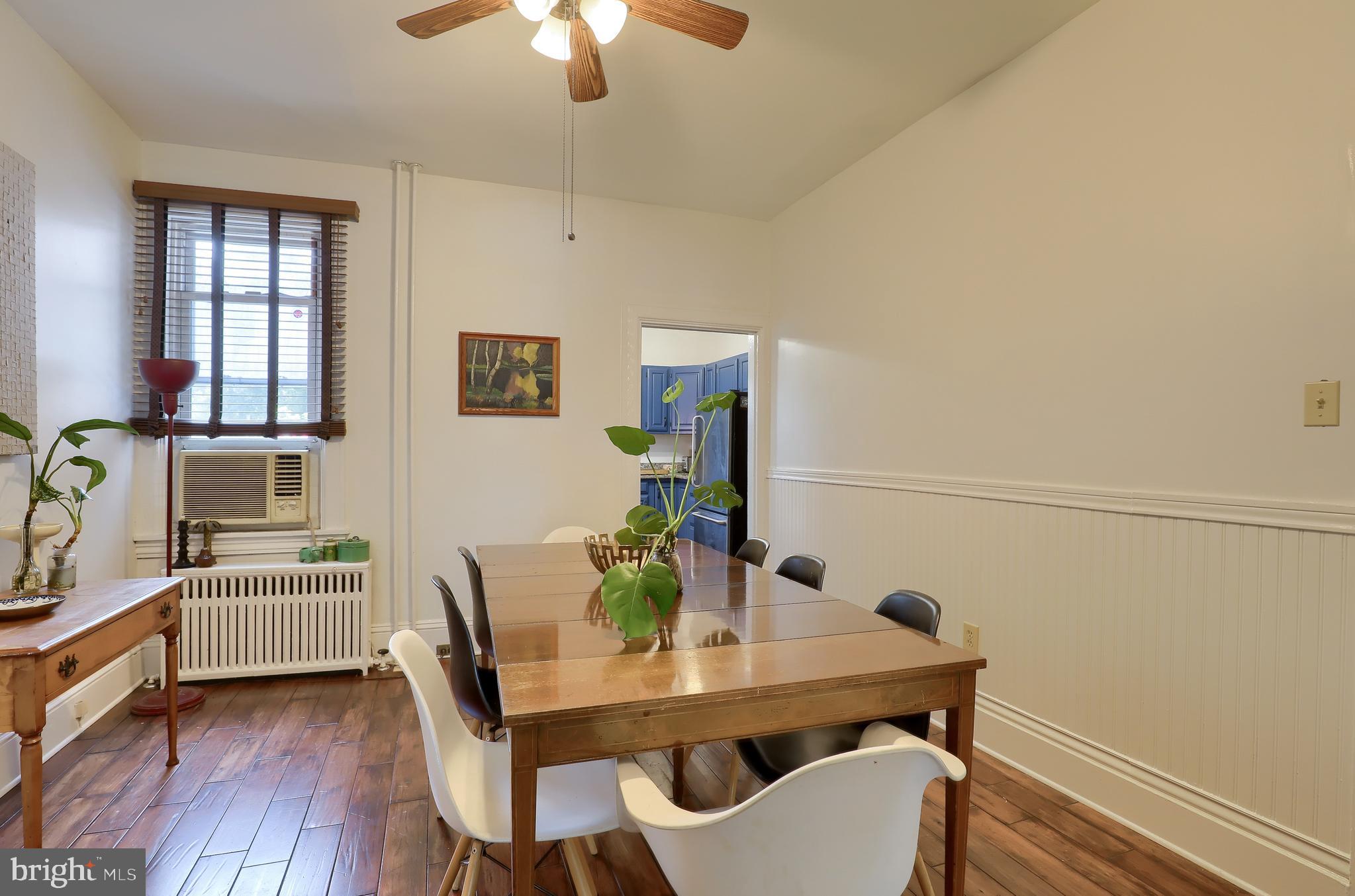 CHESTNUT HILL - Residential