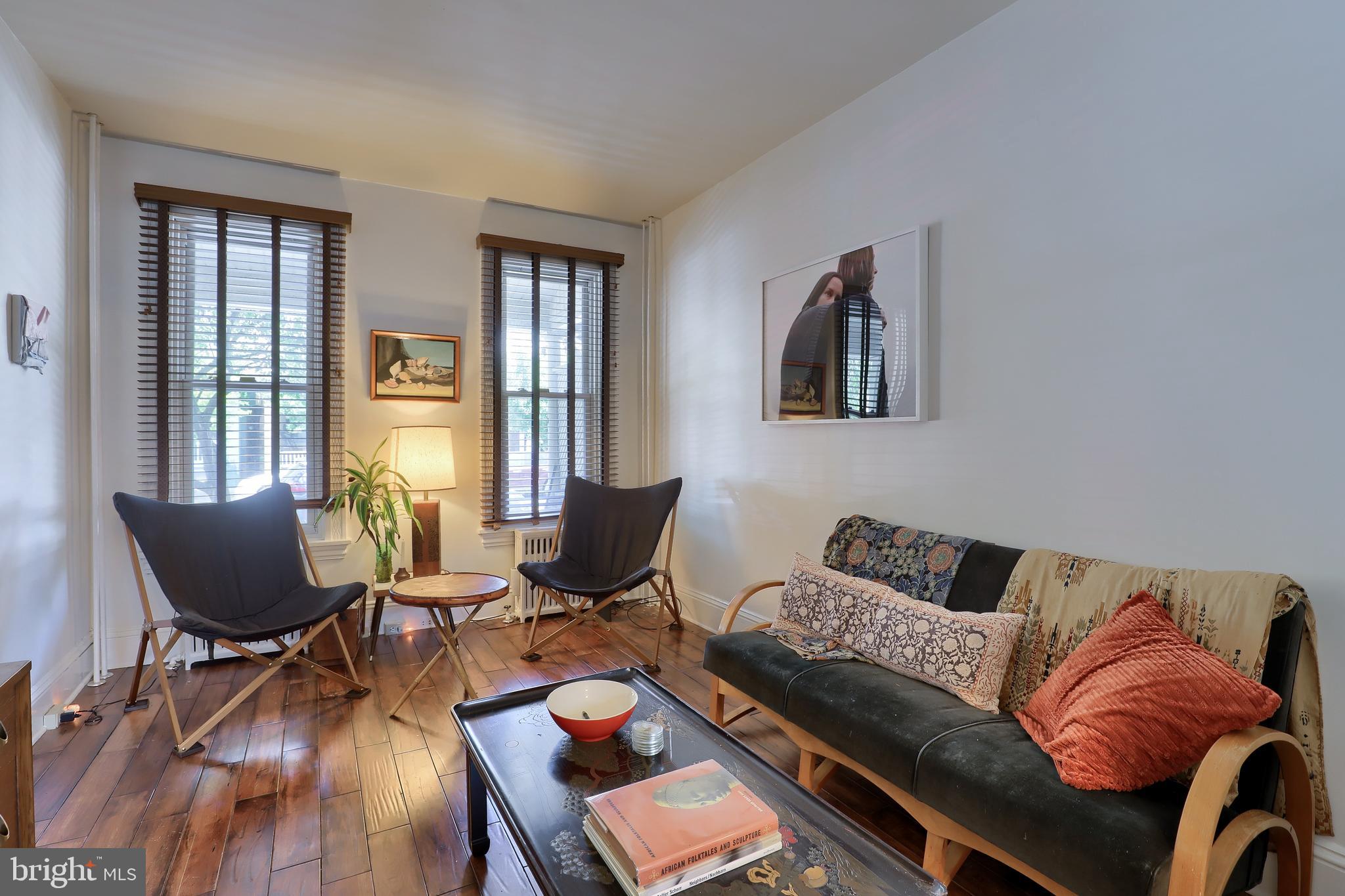 CHESTNUT HILL - Residential