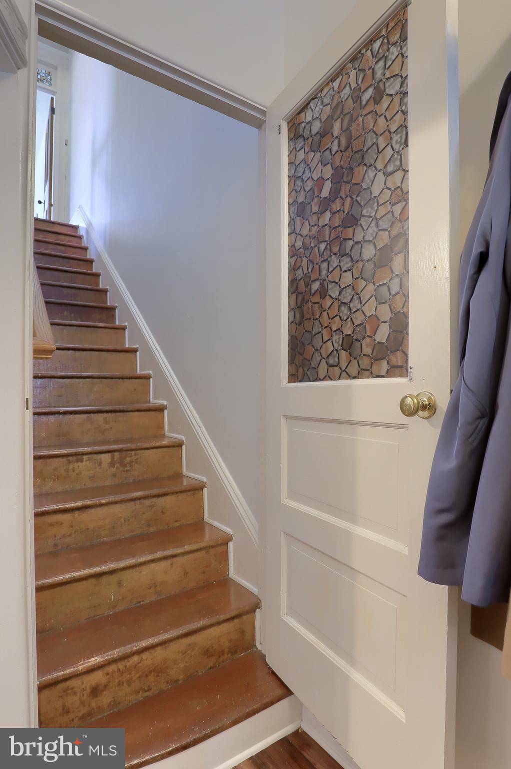 CHESTNUT HILL - Residential