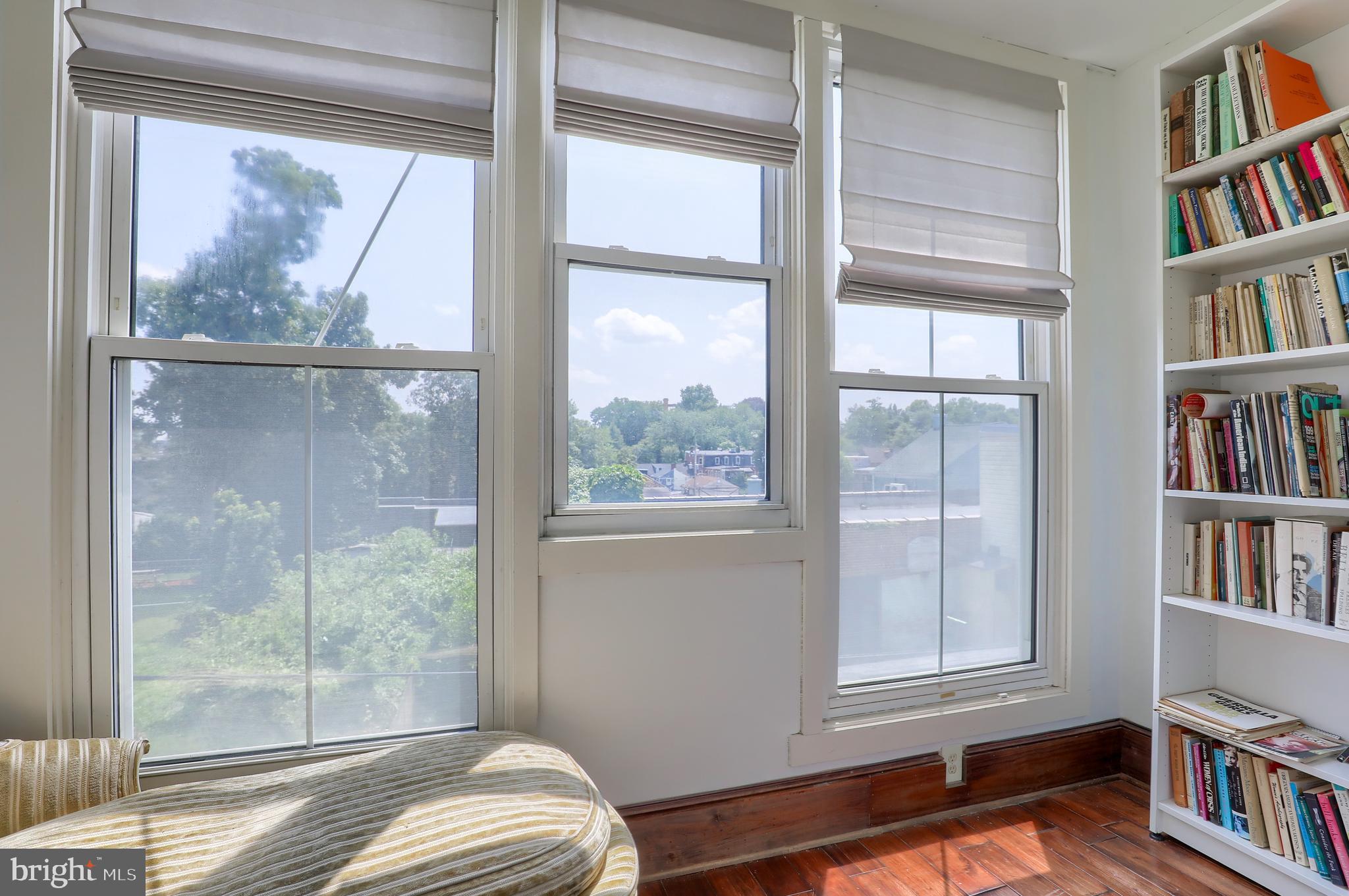 CHESTNUT HILL - Residential