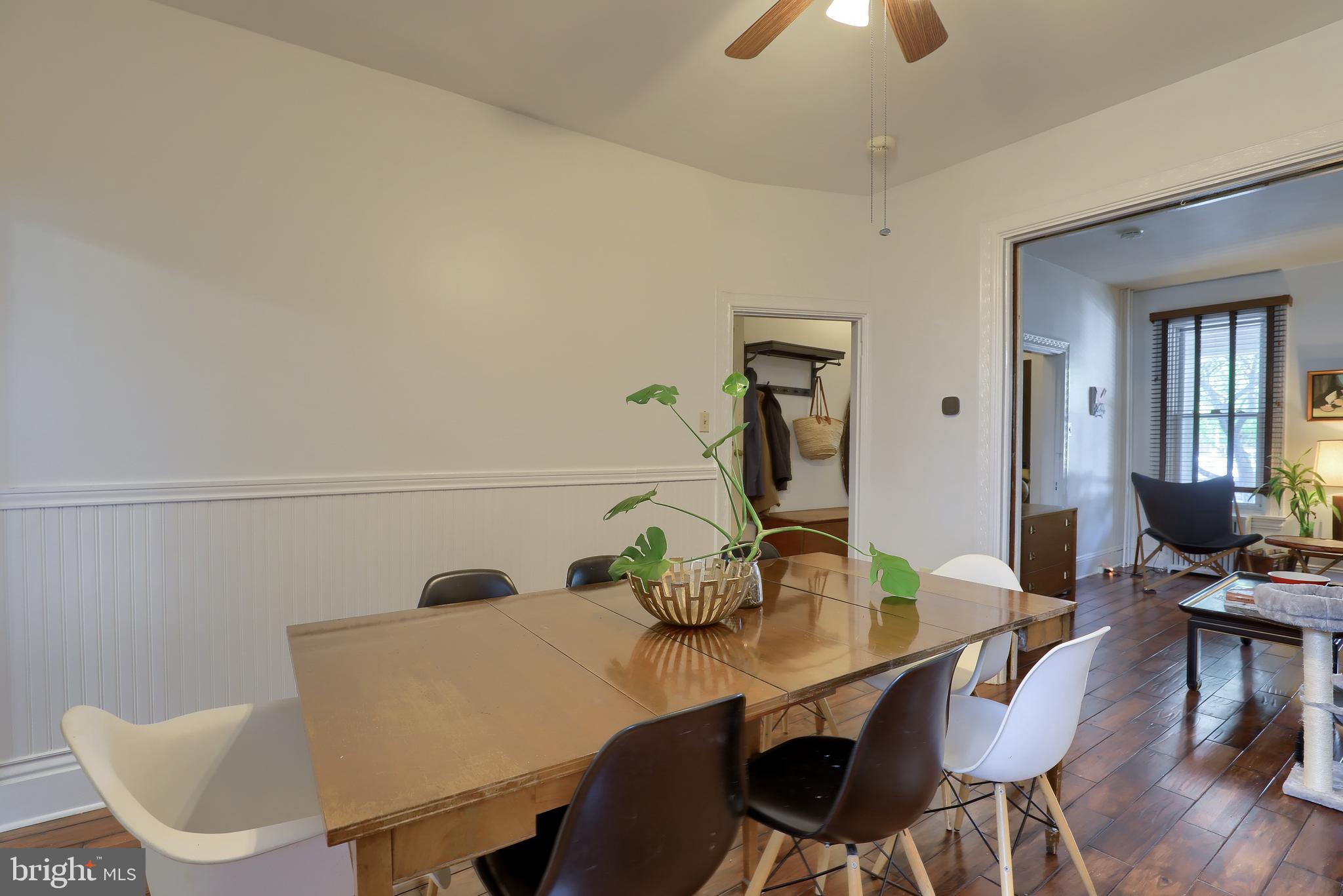 CHESTNUT HILL - Residential