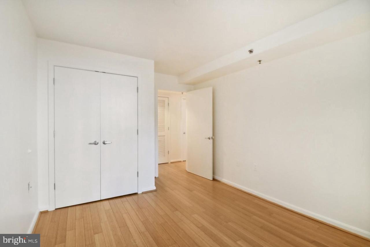 SILVER SPRING - Residential