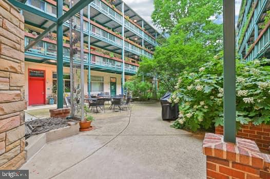 SILVER SPRING - Residential