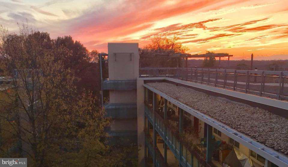 SILVER SPRING - Residential