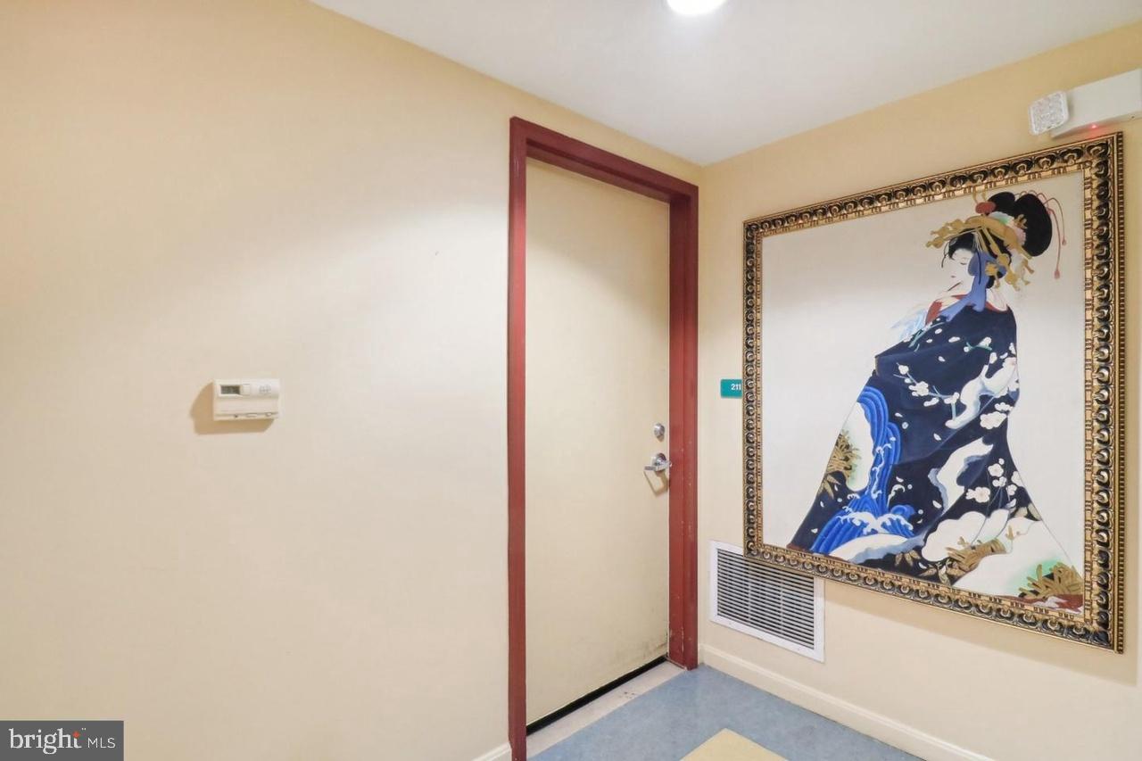 SILVER SPRING - Residential