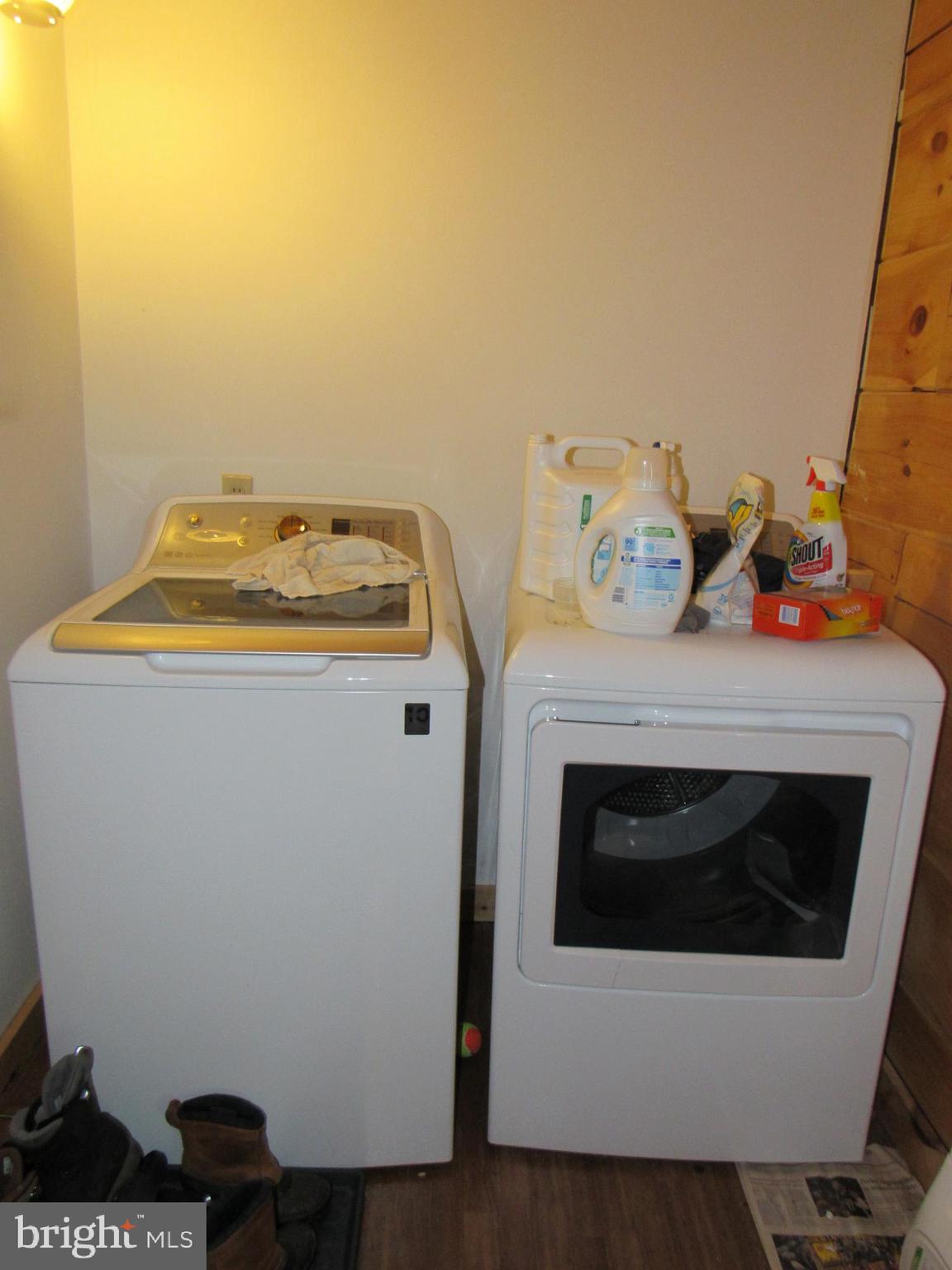 MAPLE COVE - Residential