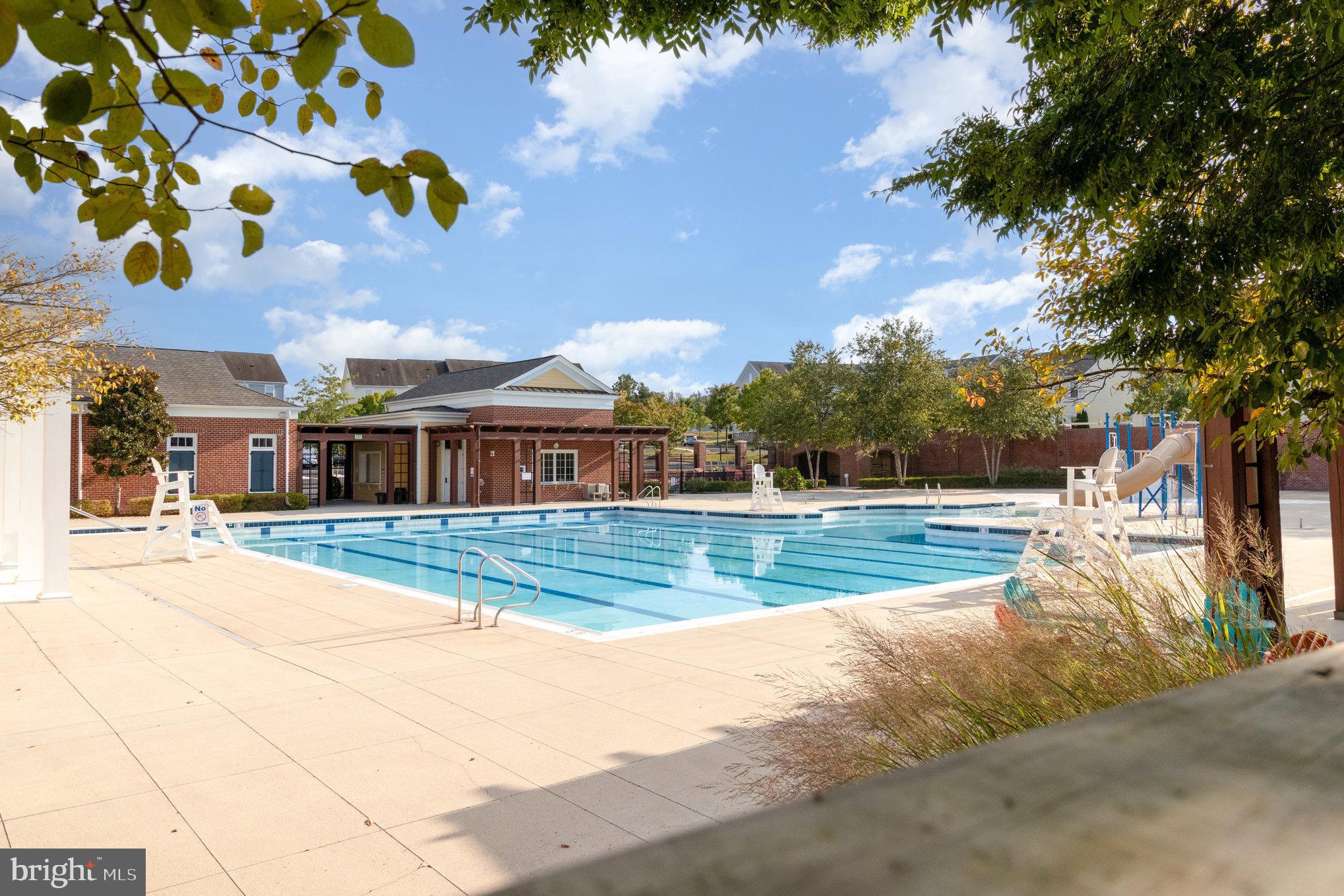 LADYSMITH VILLAGE - Residential