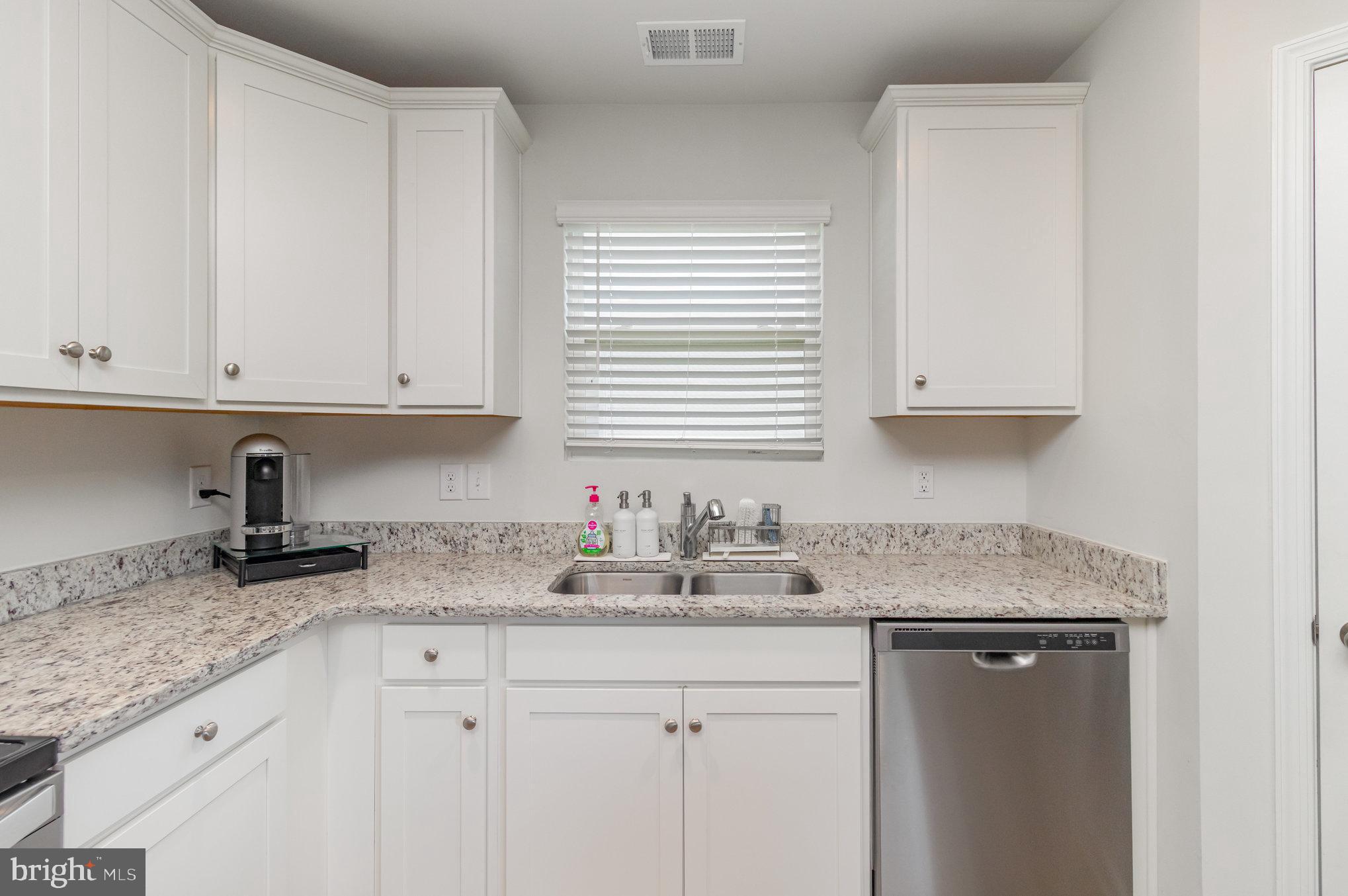 6619 SACAGAWEA STREET