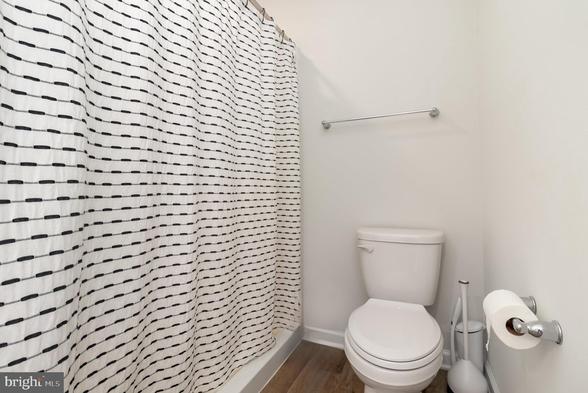 LADYSMITH VILLAGE - Residential