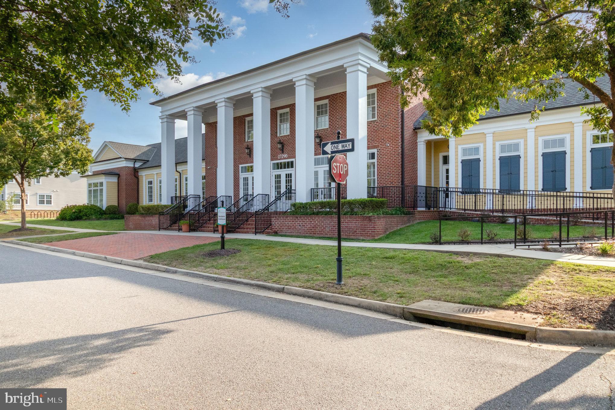 LADYSMITH VILLAGE - Residential