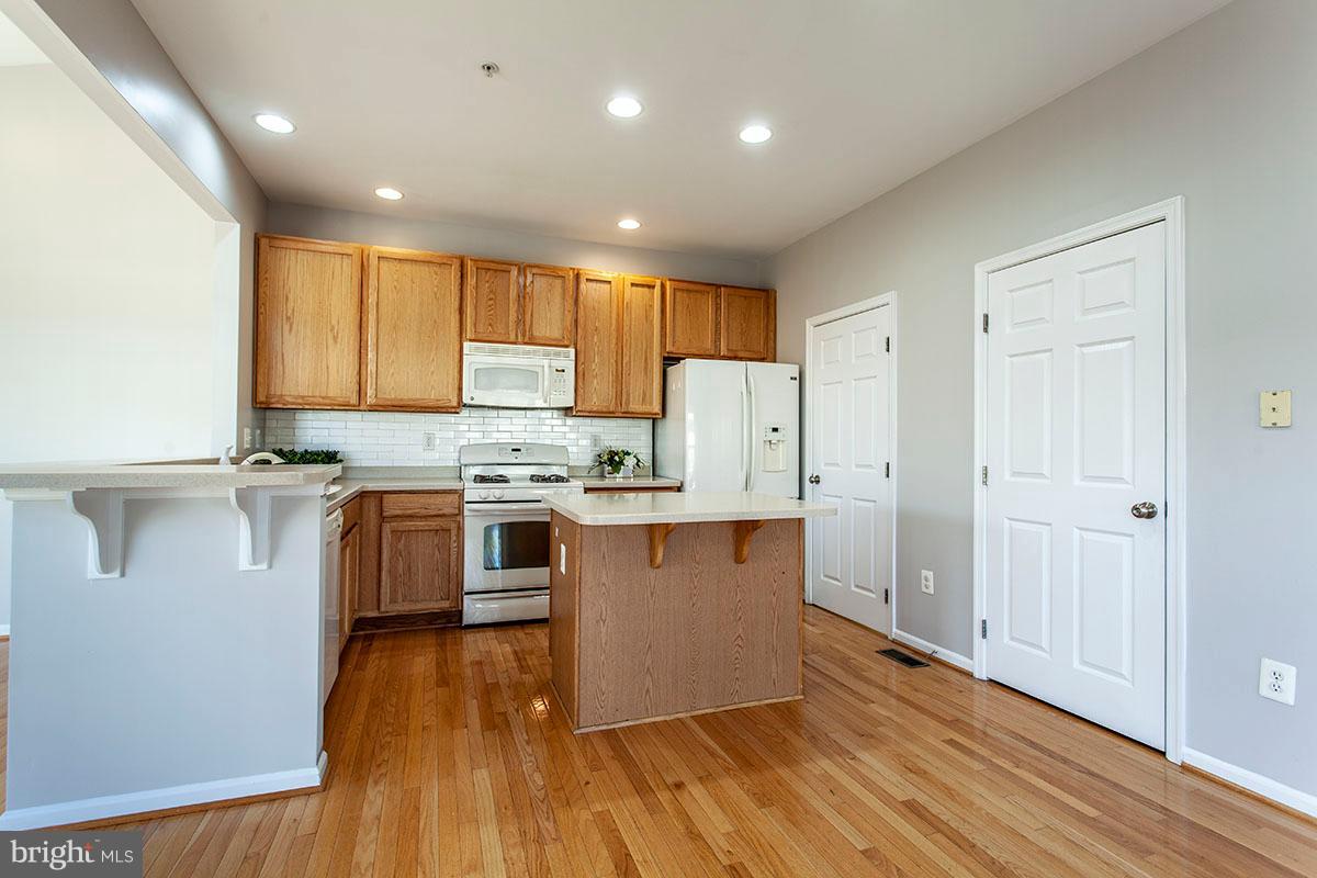 DORCHESTER VIEW - Residential