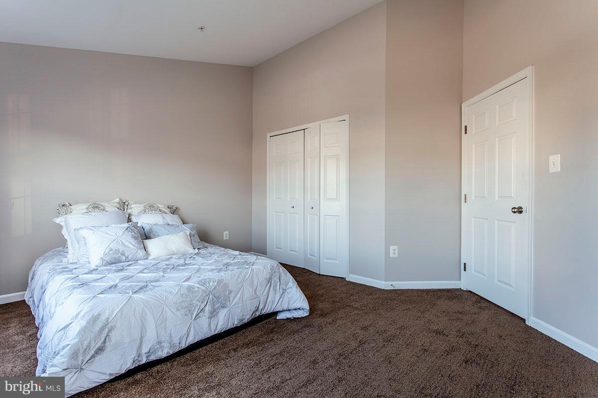 DORCHESTER VIEW - Residential