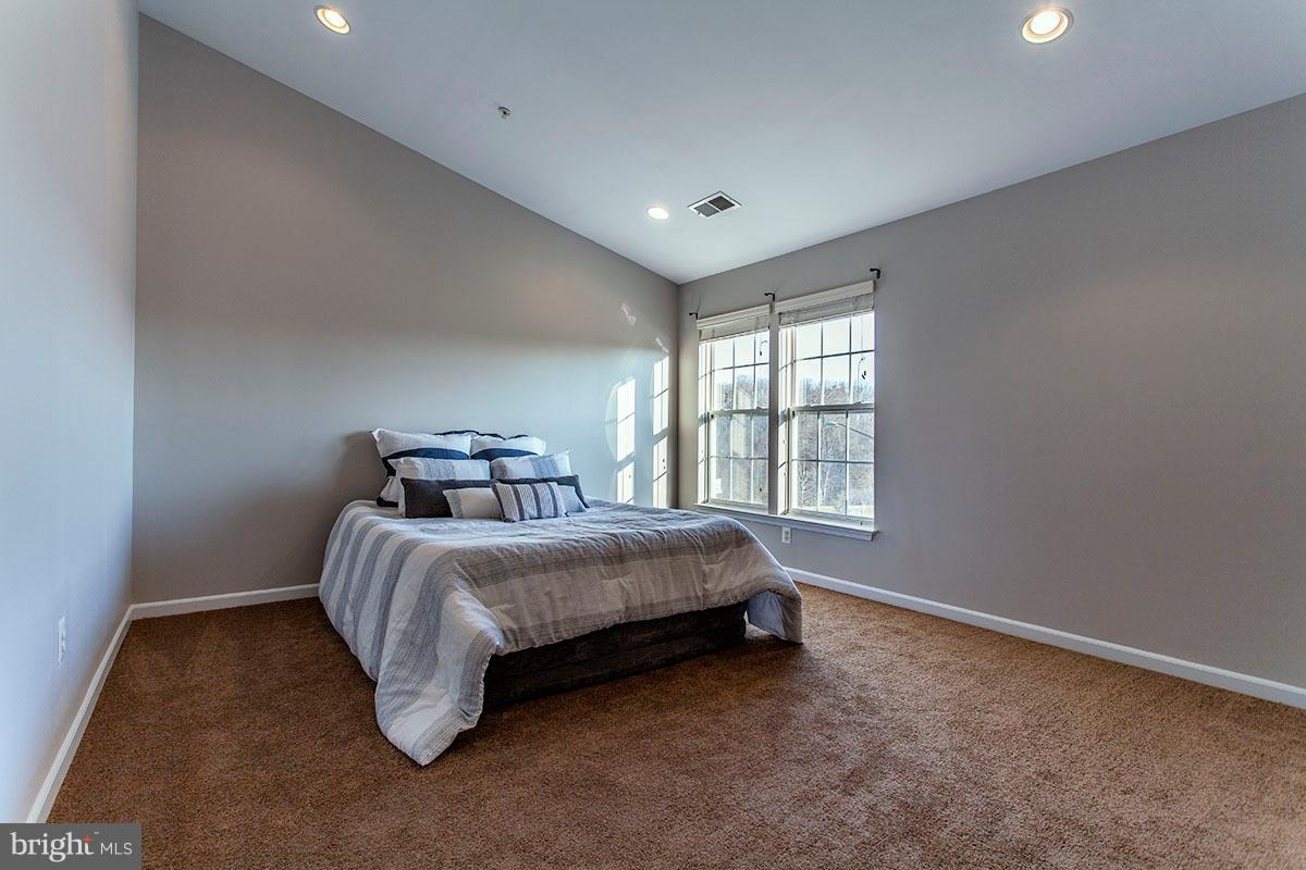 DORCHESTER VIEW - Residential