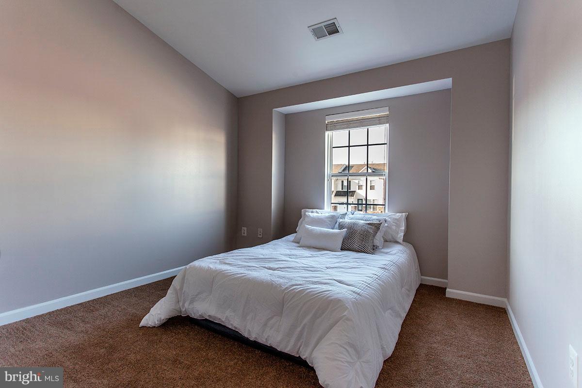 DORCHESTER VIEW - Residential