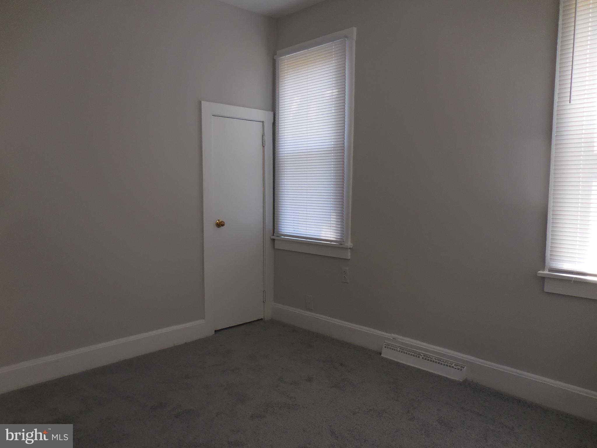 FORT WASHINGTON - Residential Lease