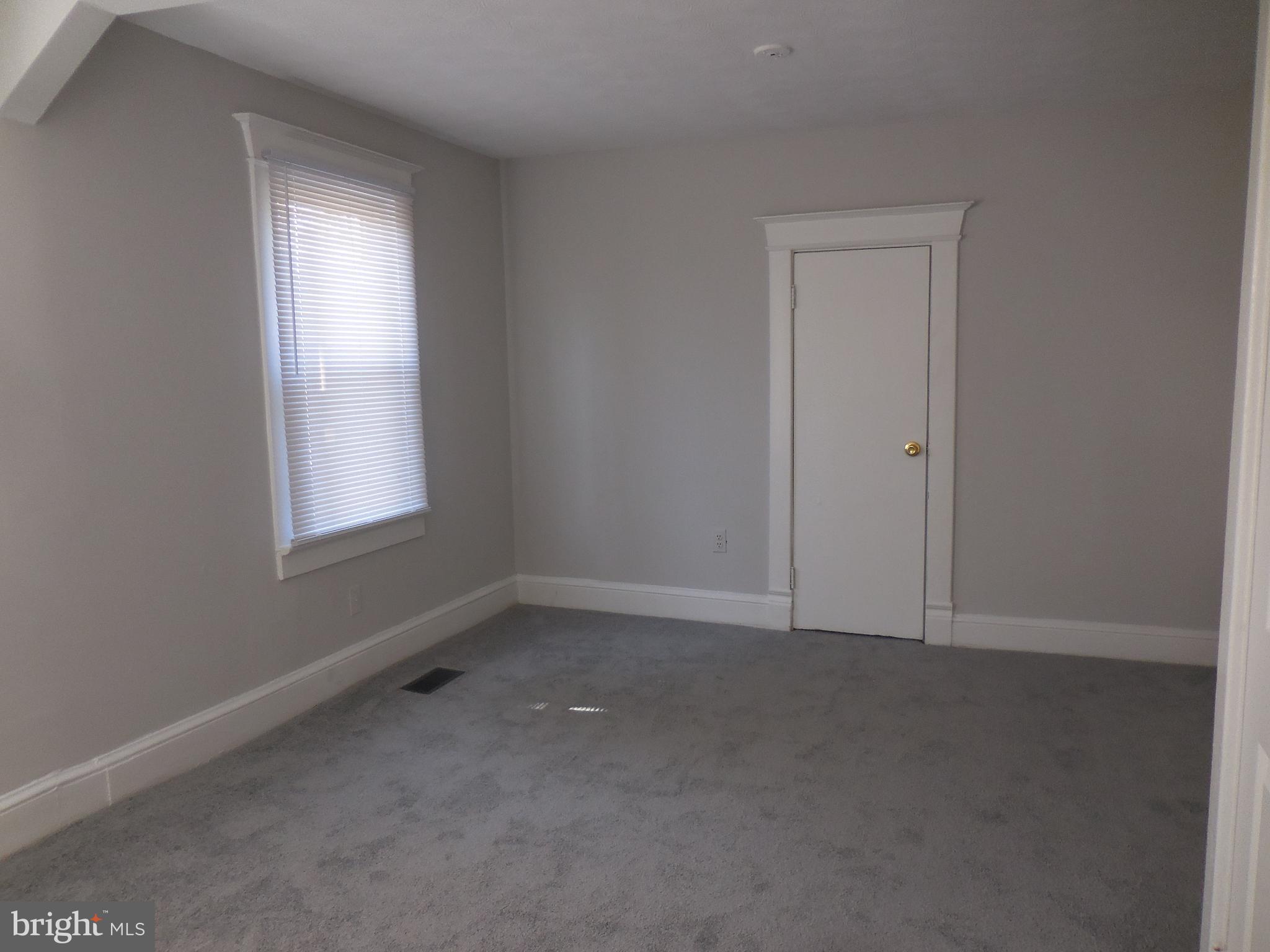 FORT WASHINGTON - Residential Lease