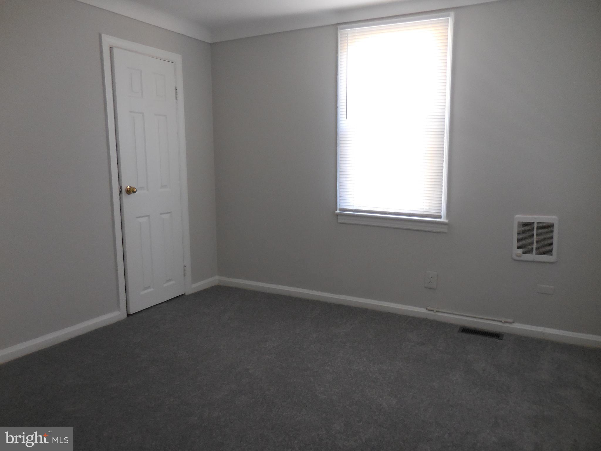 FORT WASHINGTON - Residential Lease