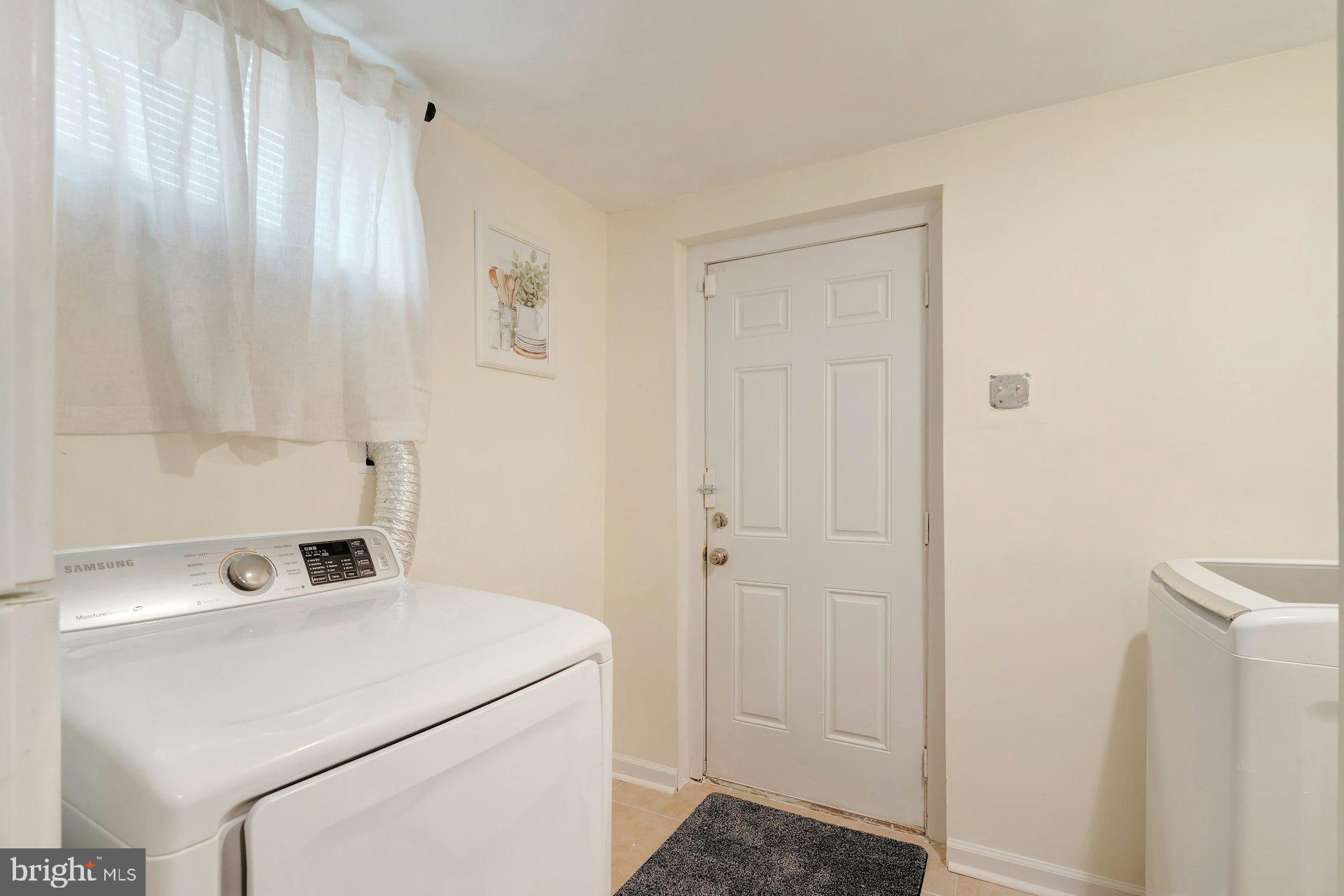 TANTALLON SOUTH - Residential Lease