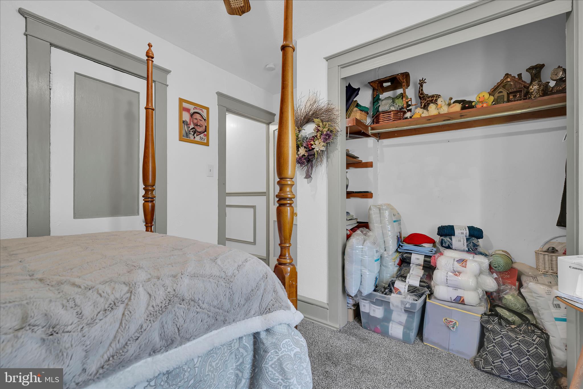 YORKVILLE - Residential