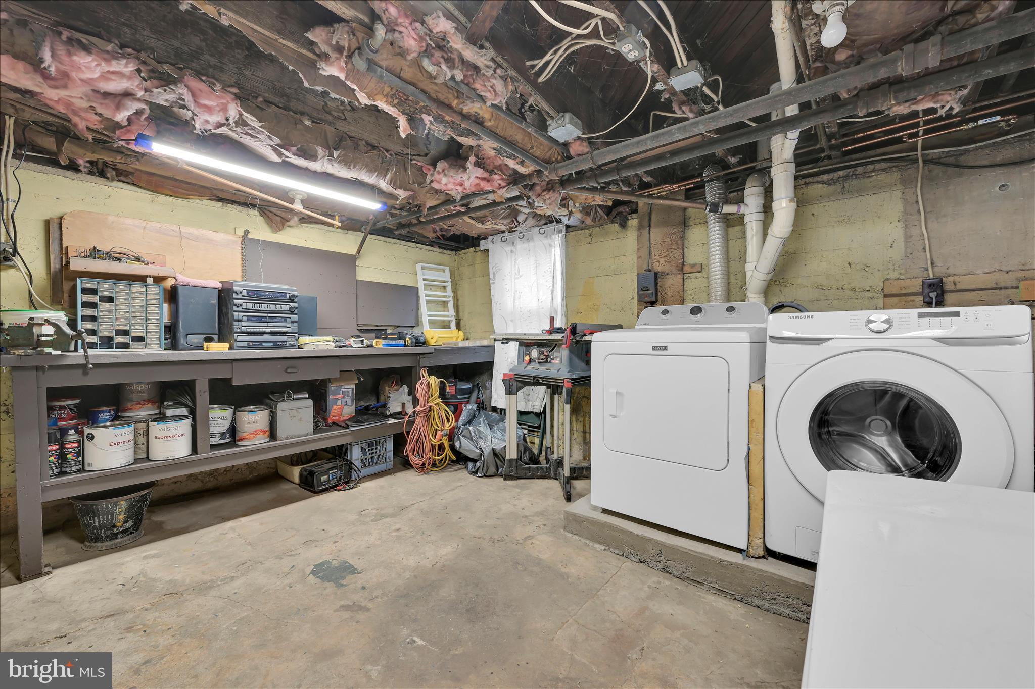 YORKVILLE - Residential