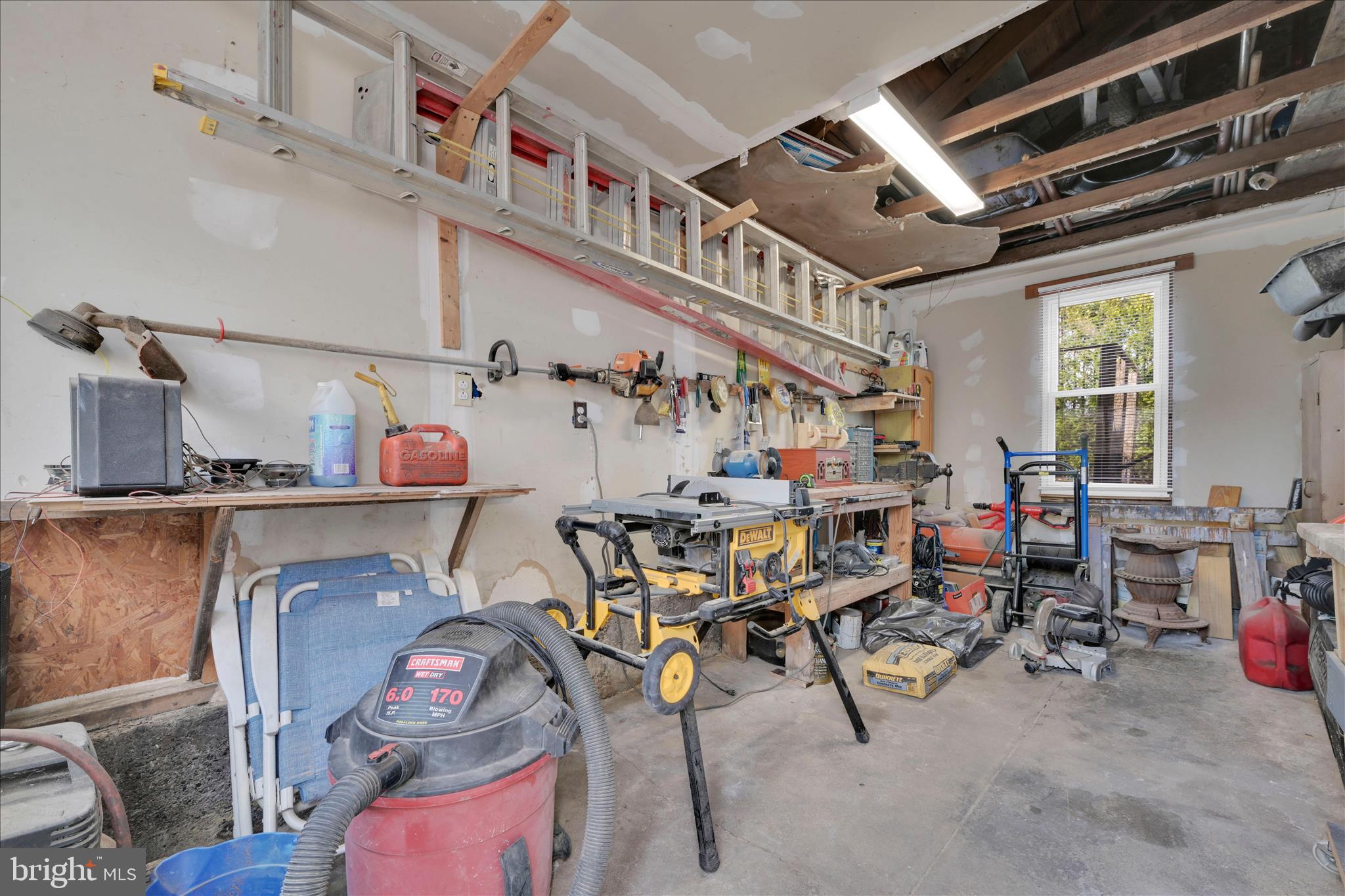 YORKVILLE - Residential