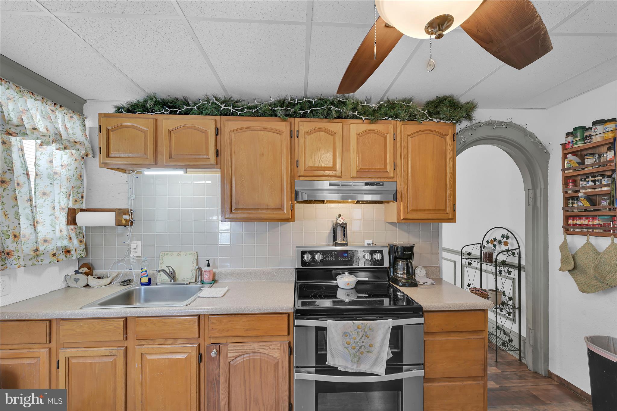 YORKVILLE - Residential