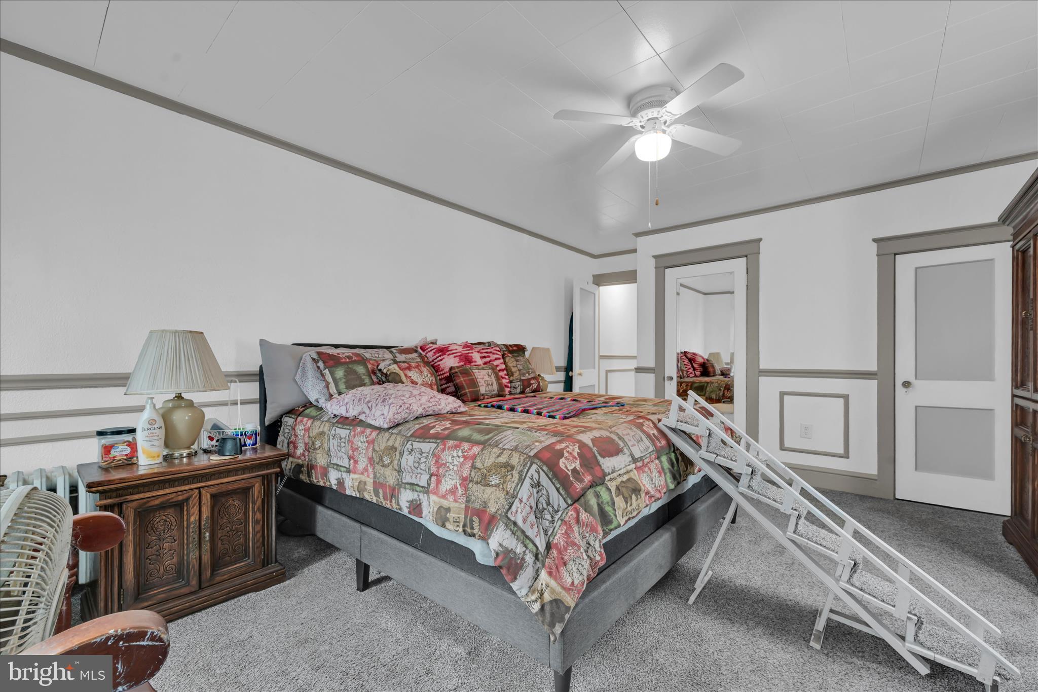 YORKVILLE - Residential