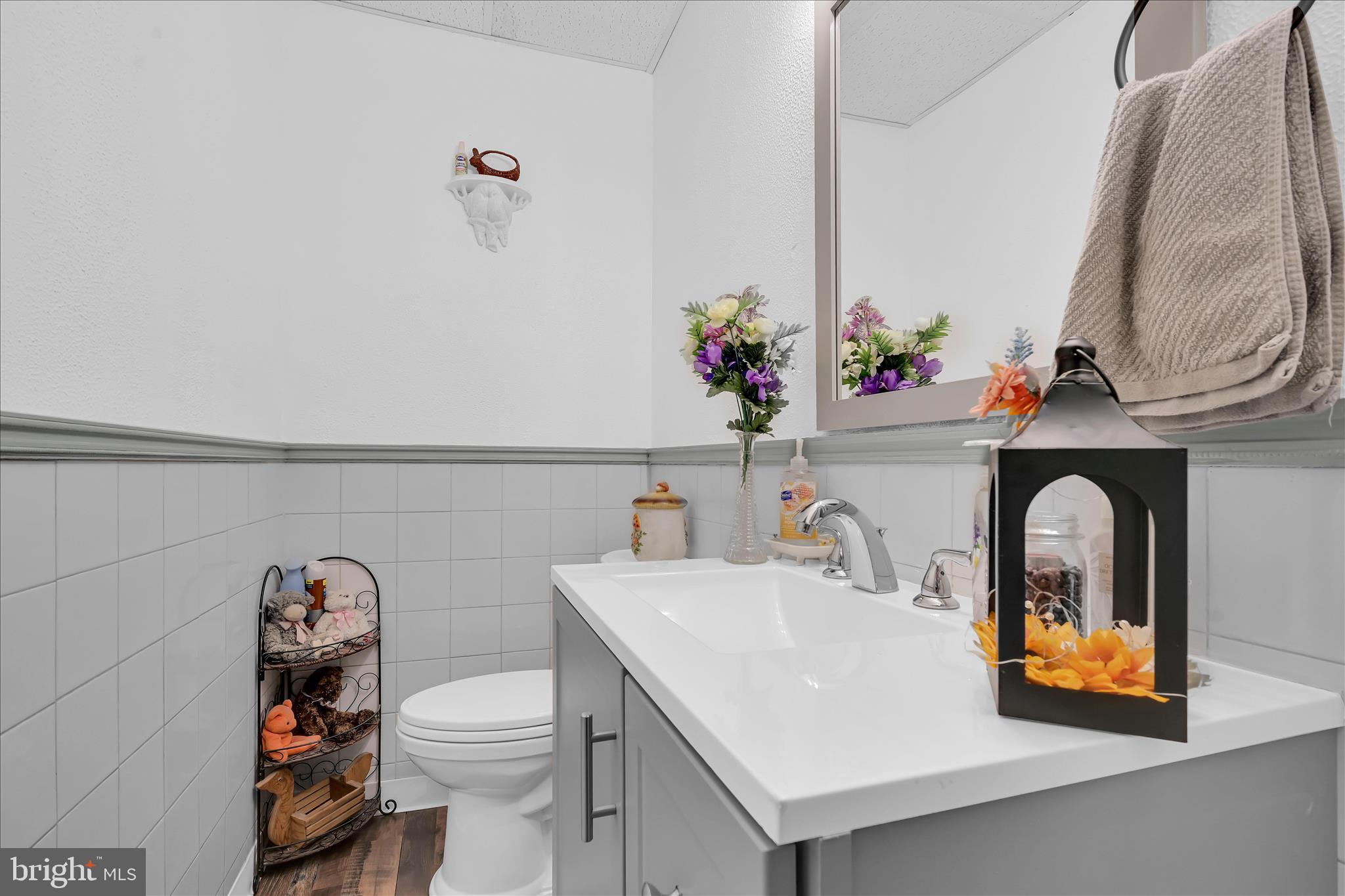 YORKVILLE - Residential