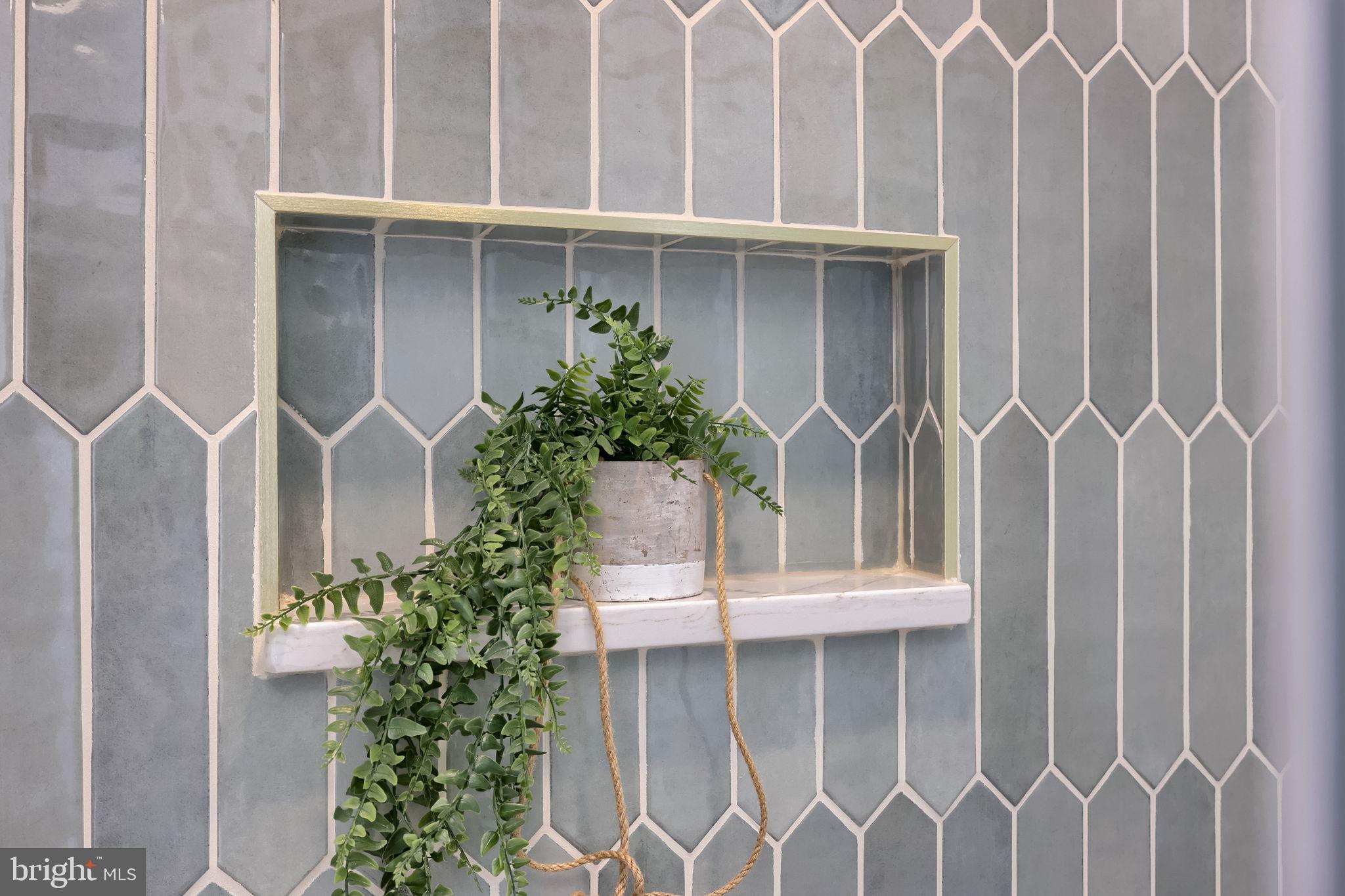 SCHOOL LANE HILLS - Residential