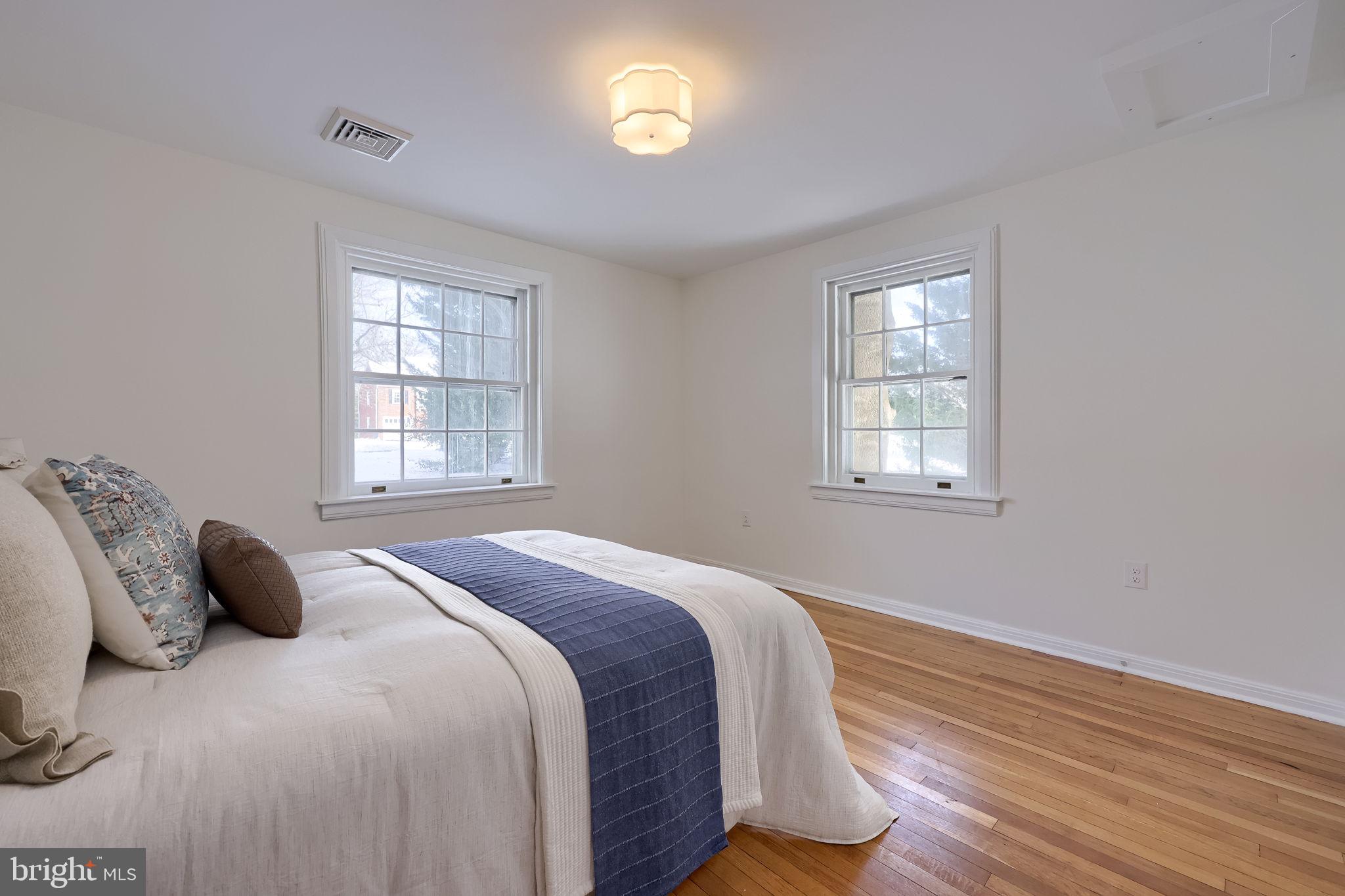 SCHOOL LANE HILLS - Residential