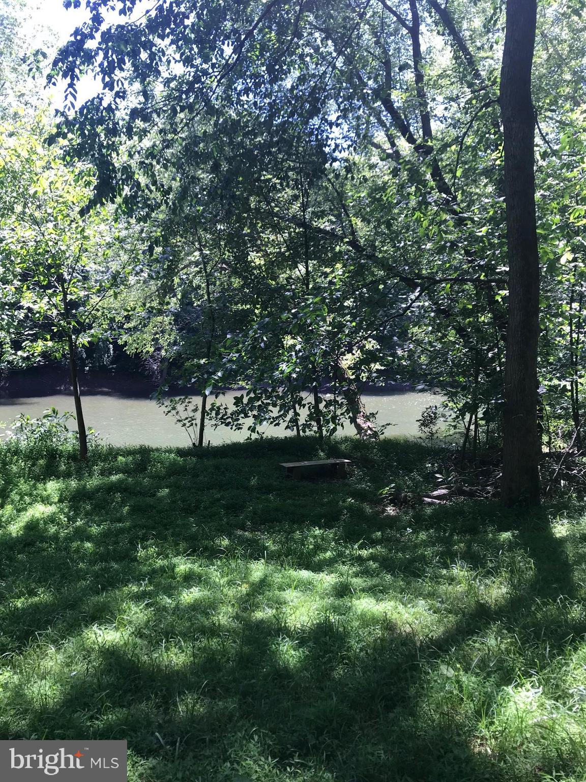 CACAPON HILLS - Land