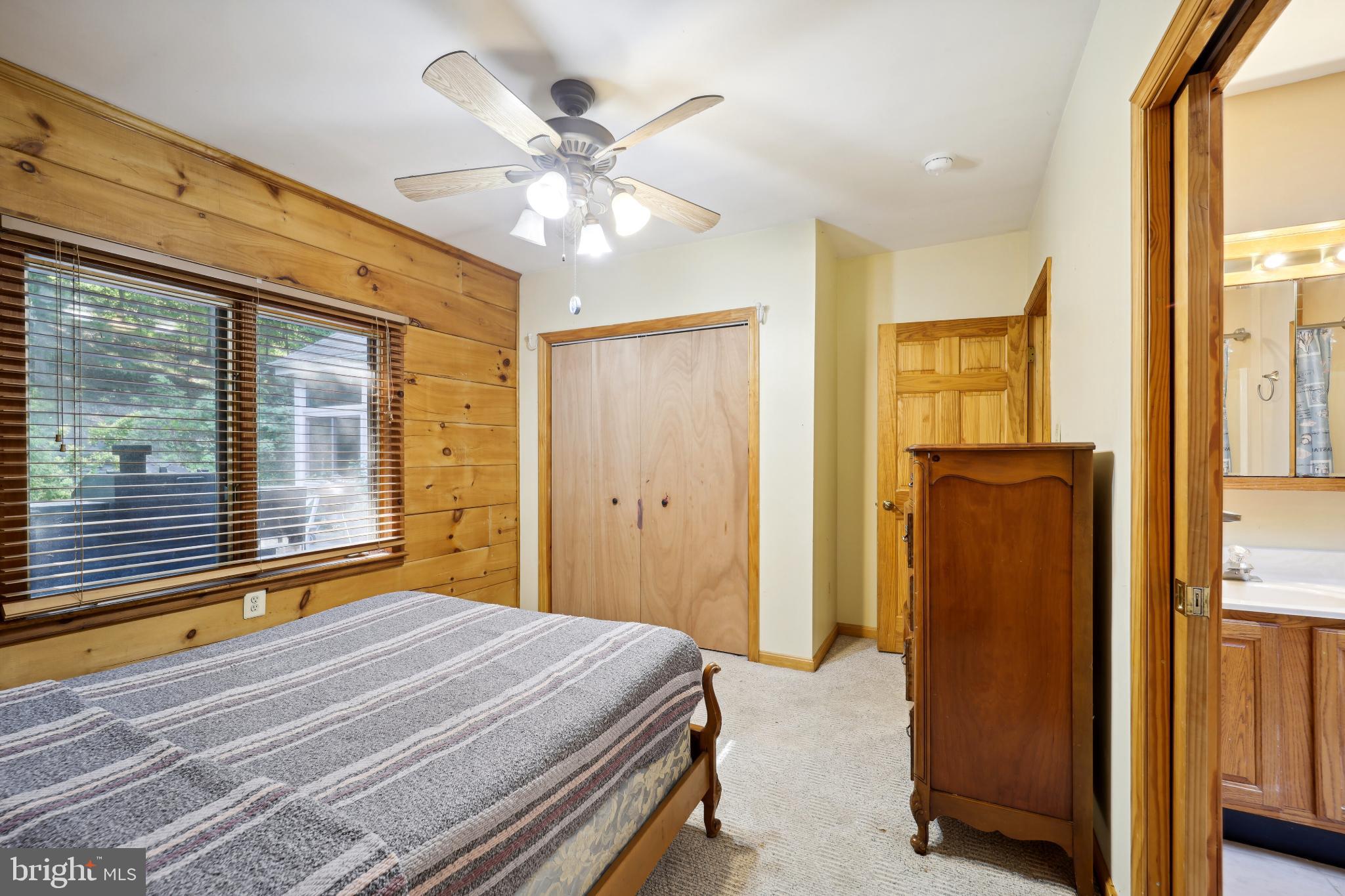 TOBACCO ROAD - Residential