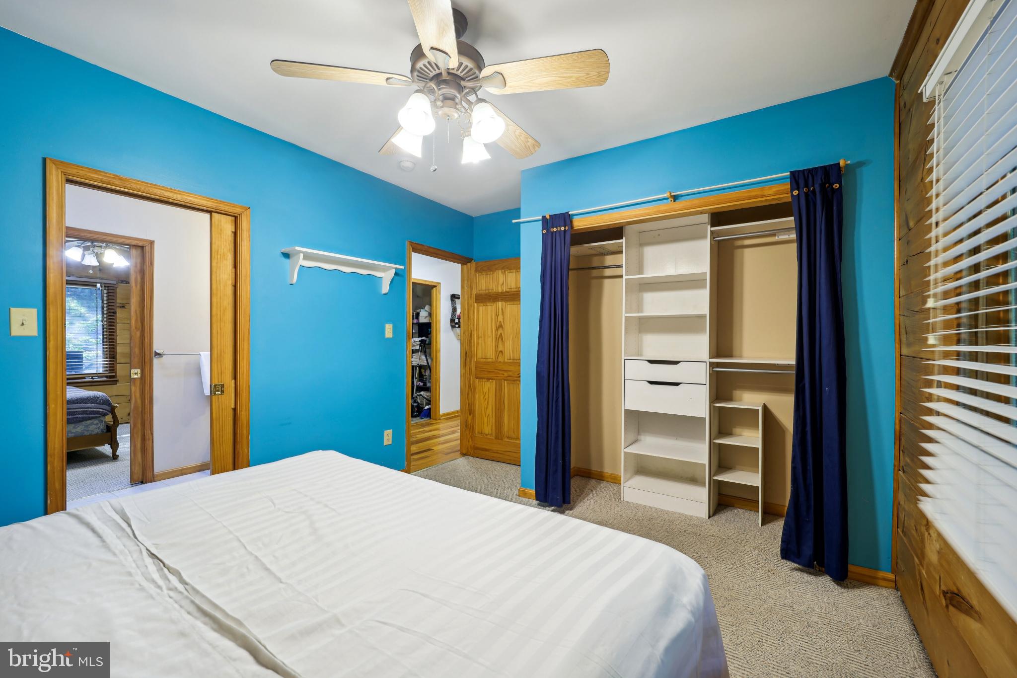 TOBACCO ROAD - Residential