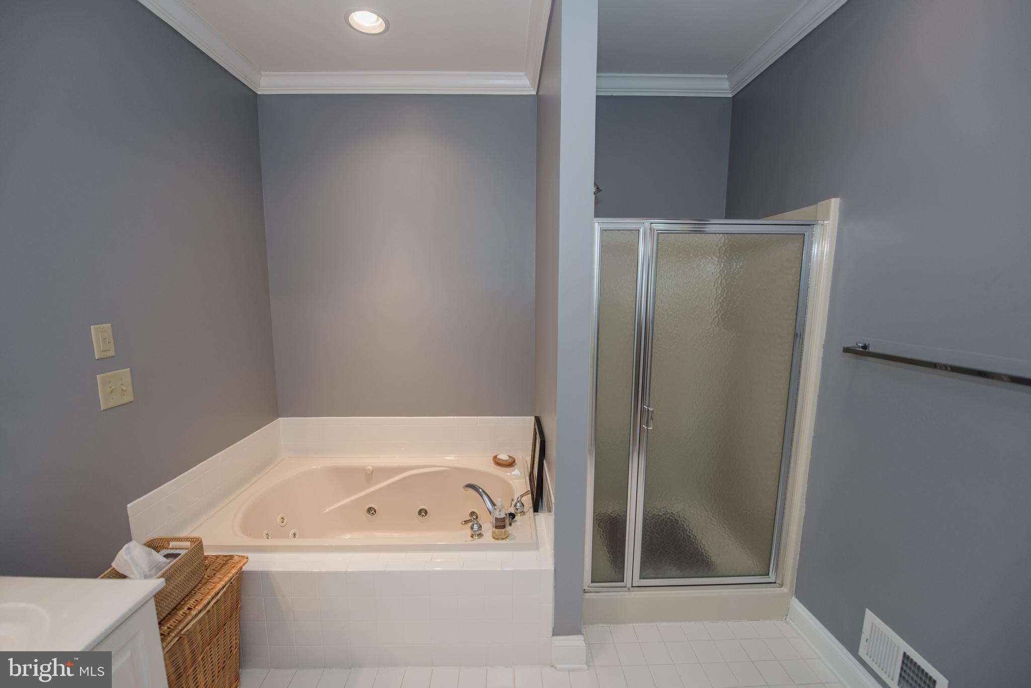 FERNBANK - Residential