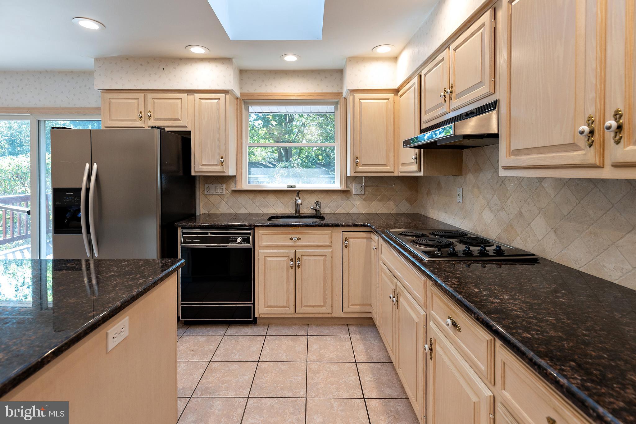 2807 HUNTERDON DRIVE