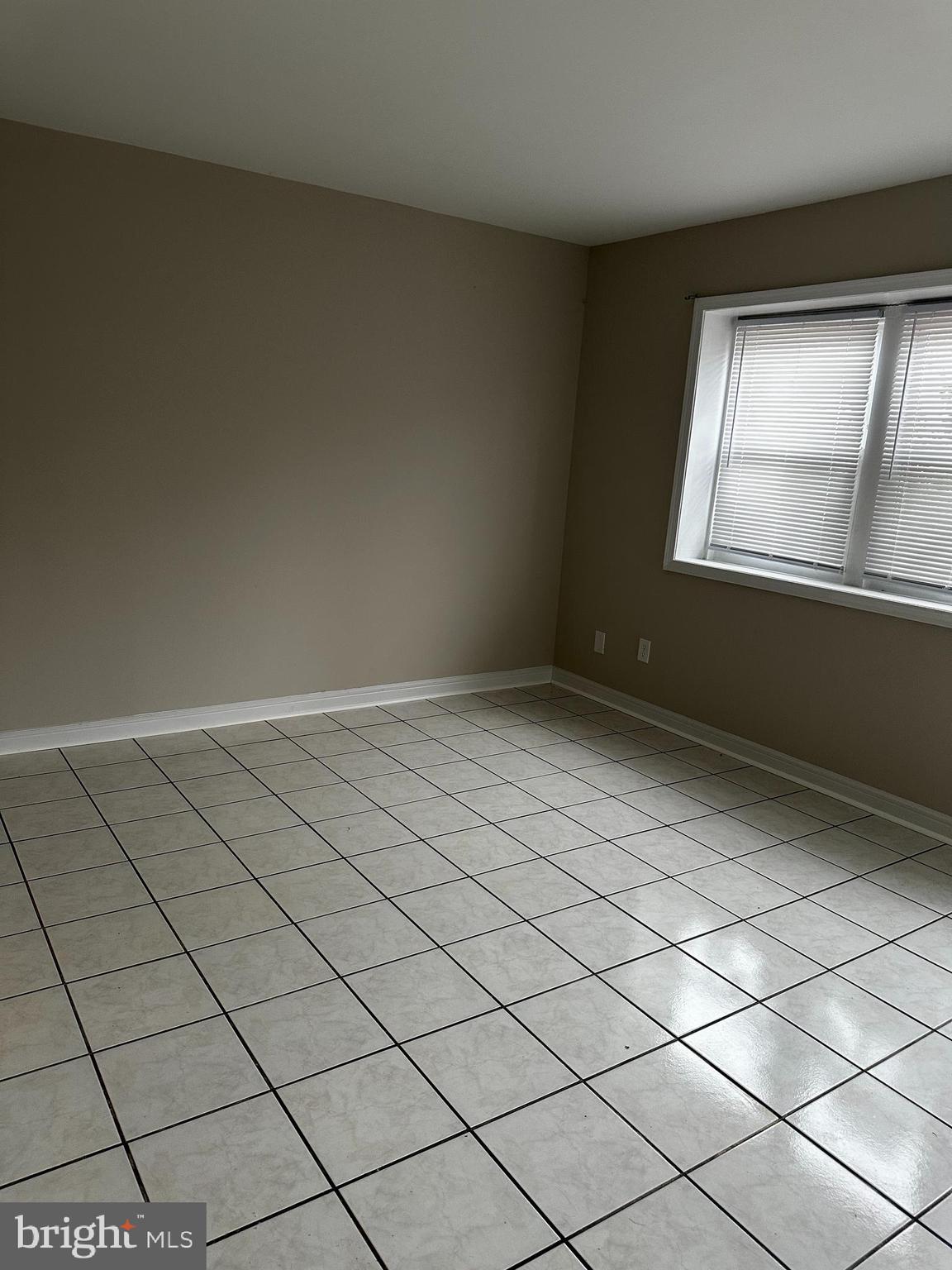 CENTRAL PARK TOWNHOMES - Residential Lease